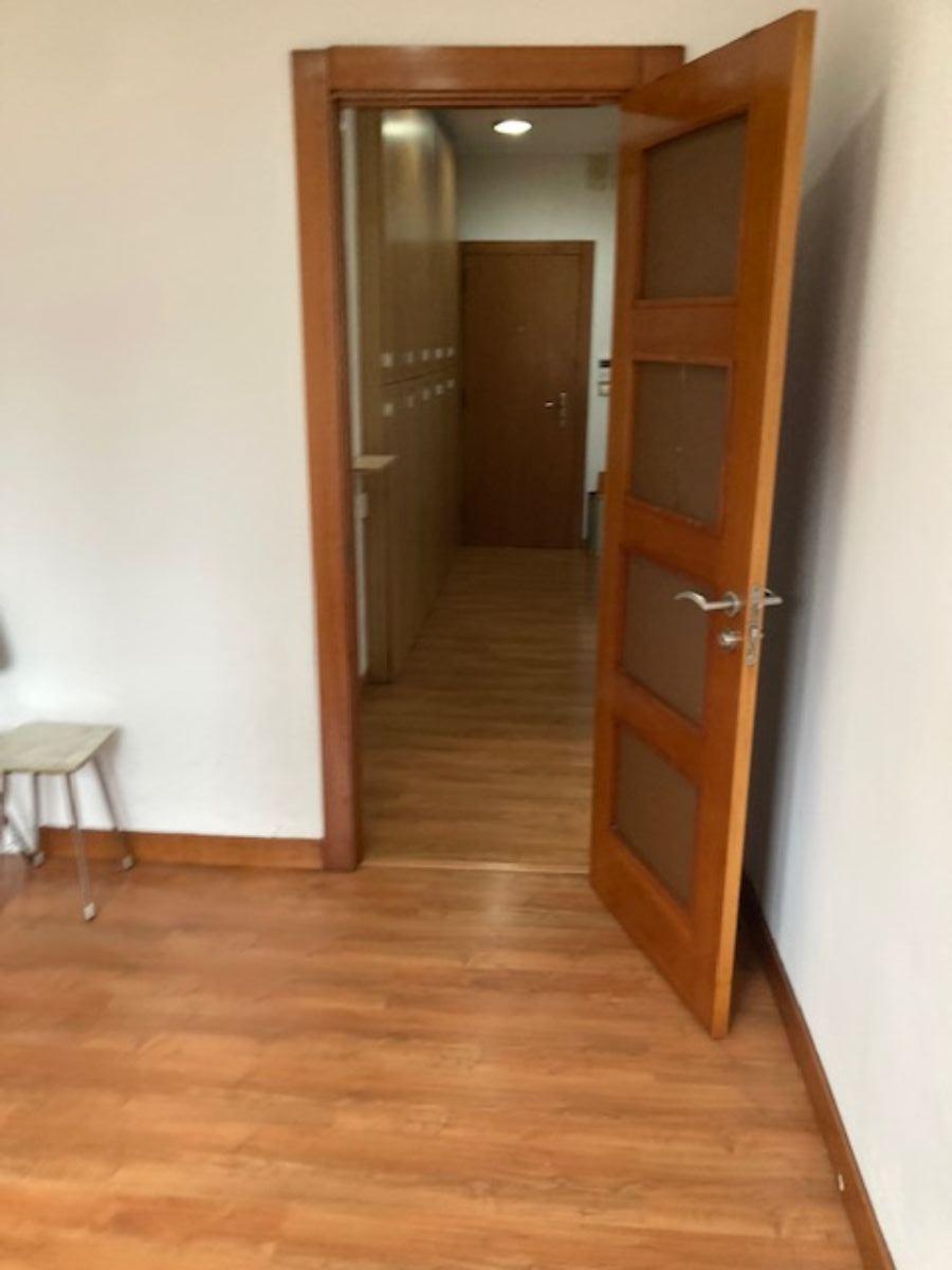 For sale of flat in Gijón