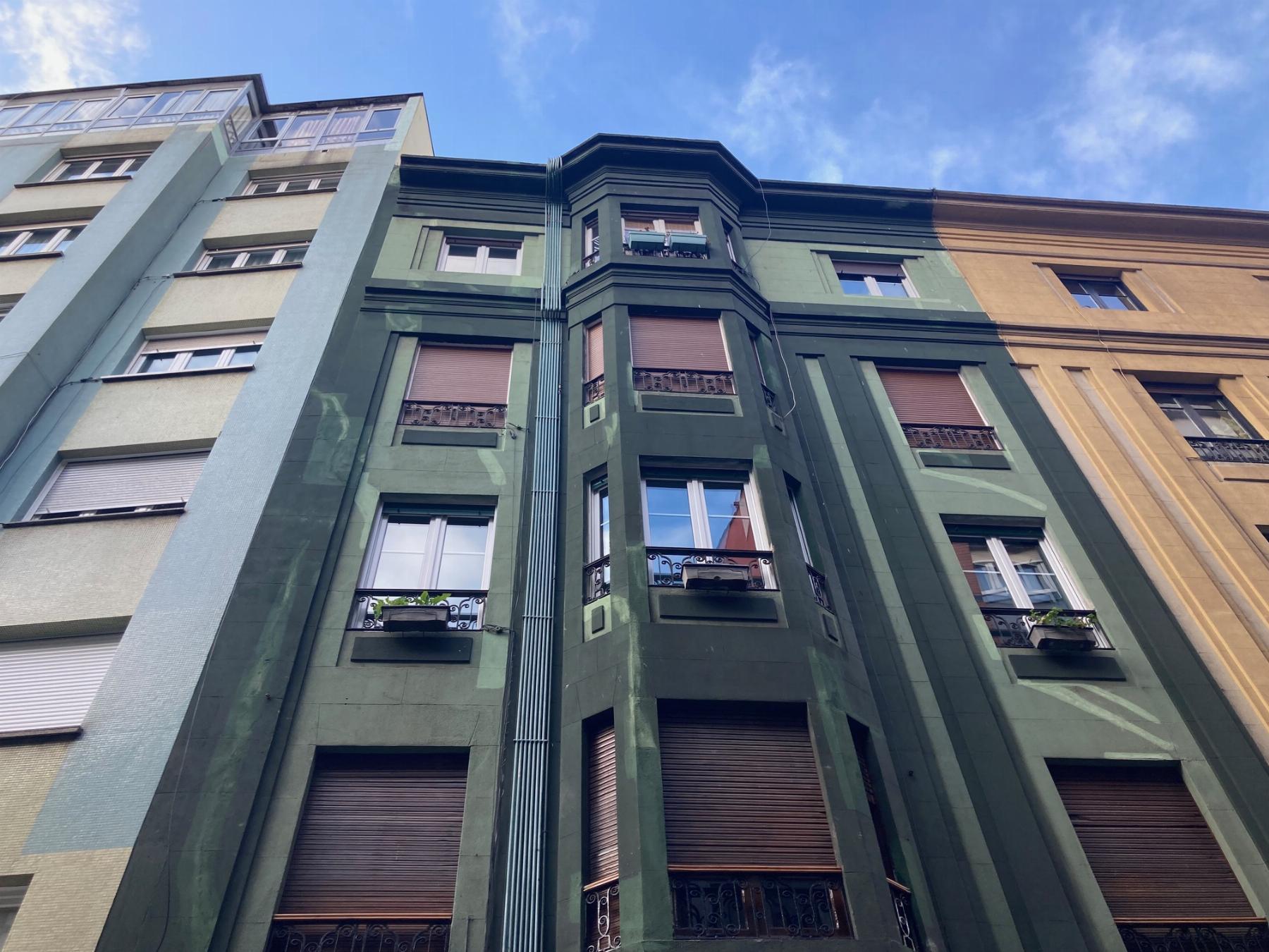 For sale of flat in Gijón
