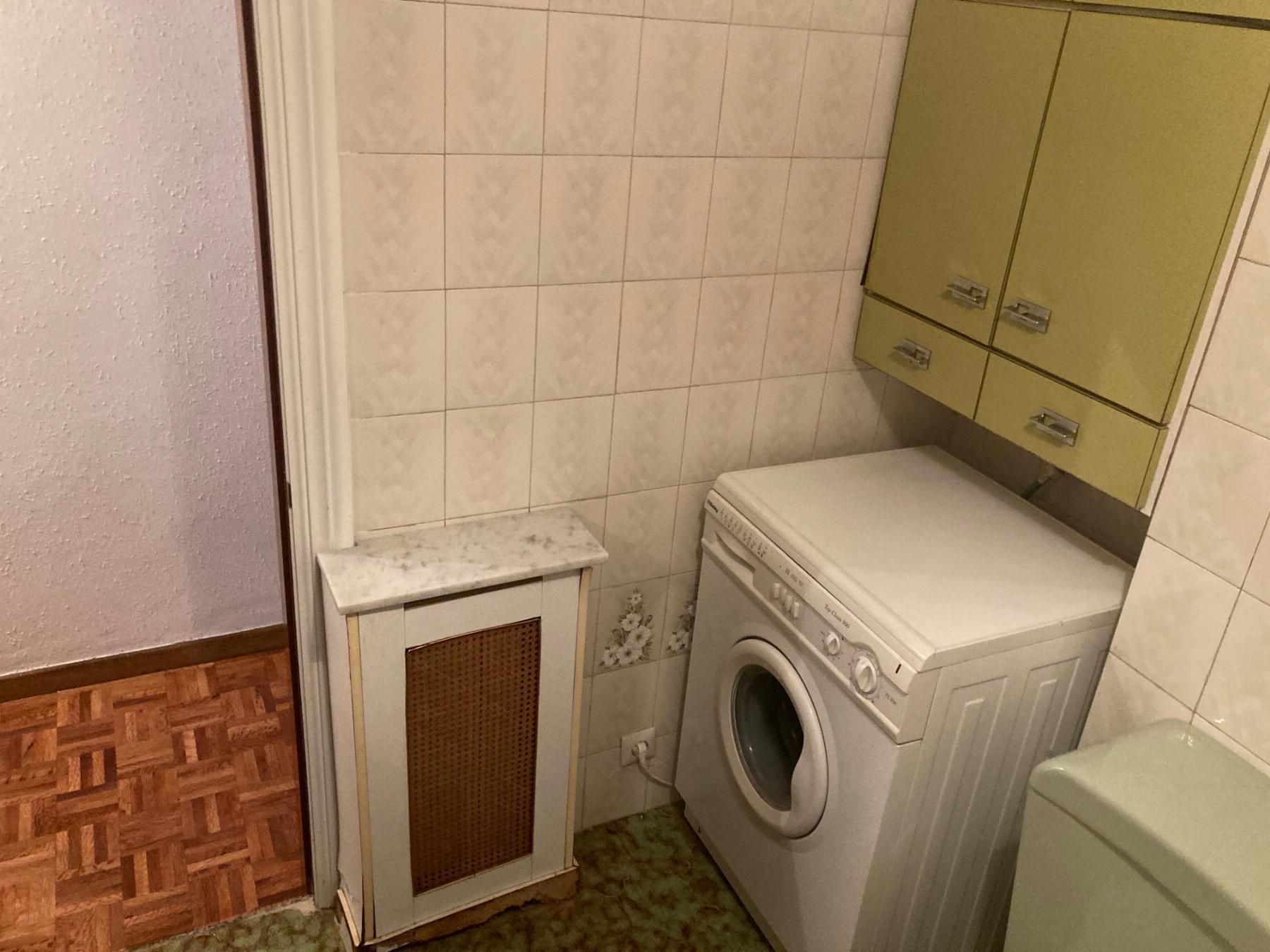 For sale of flat in Gijón
