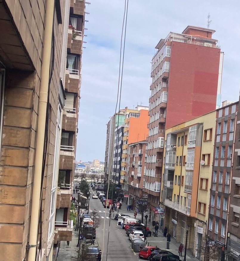 For sale of flat in Gijón