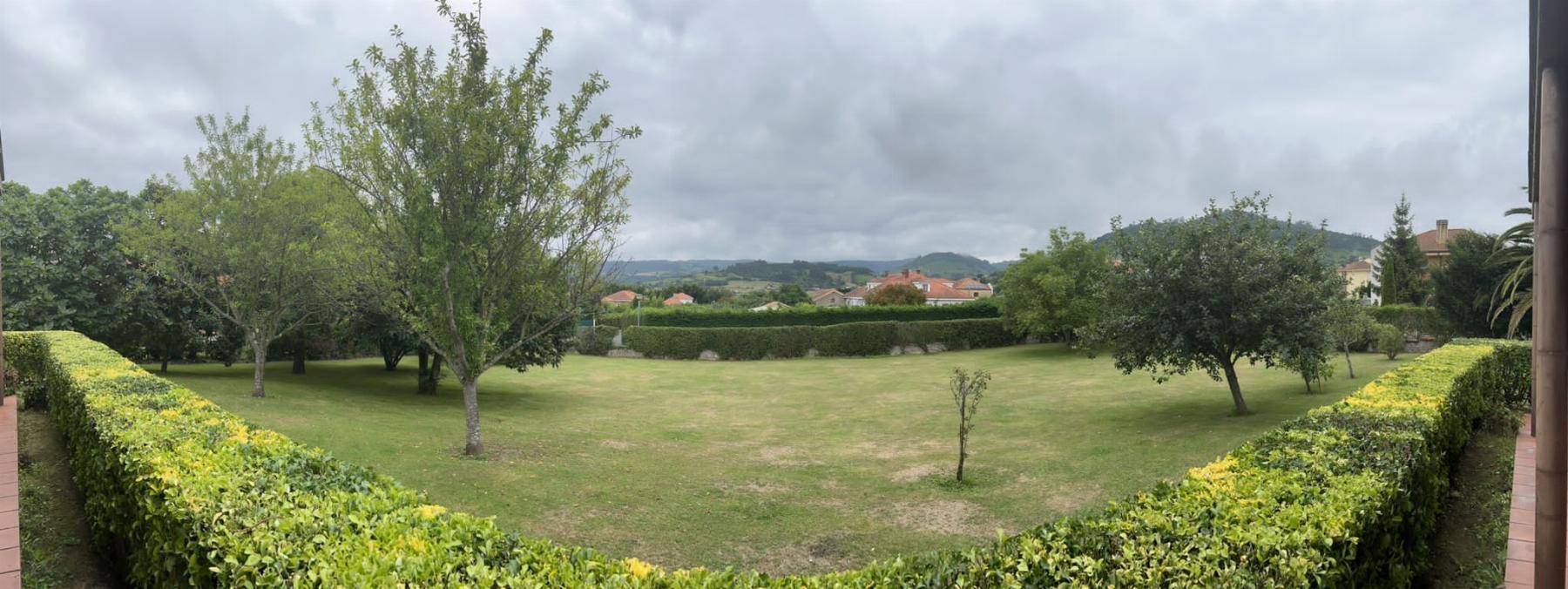 For sale of chalet in Gijón