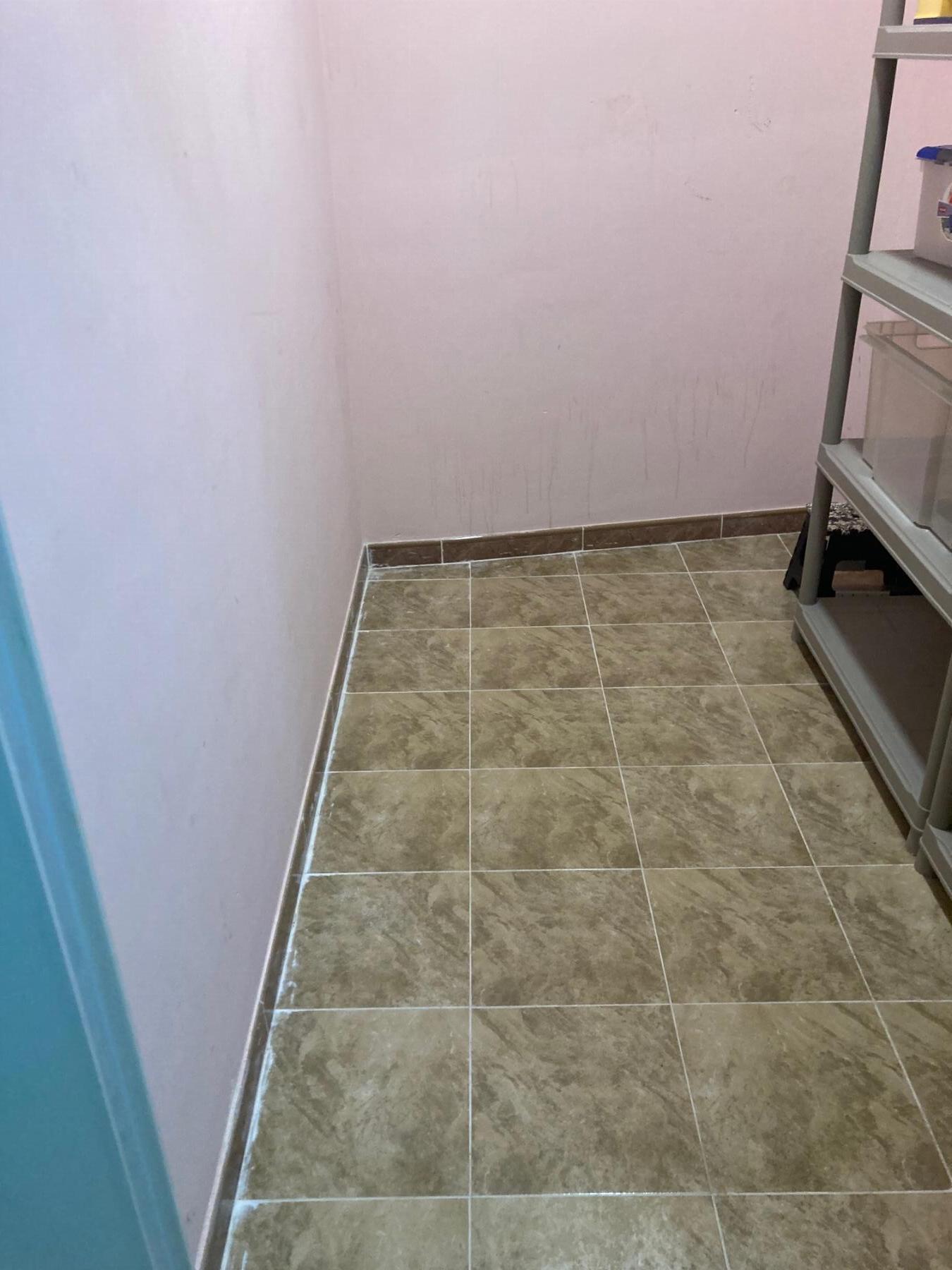For rent of storage room in Gijón