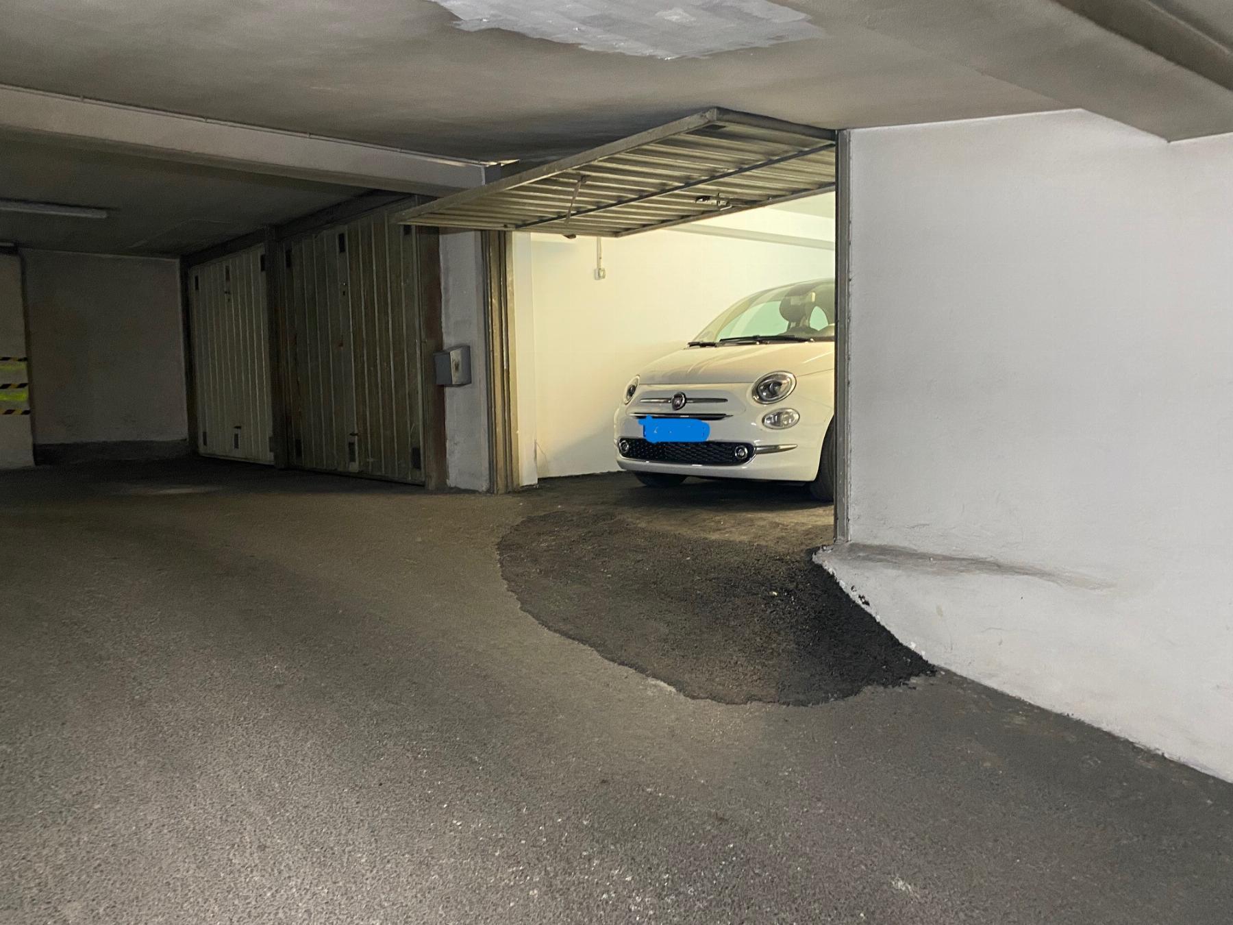 For sale of garage in Gijón