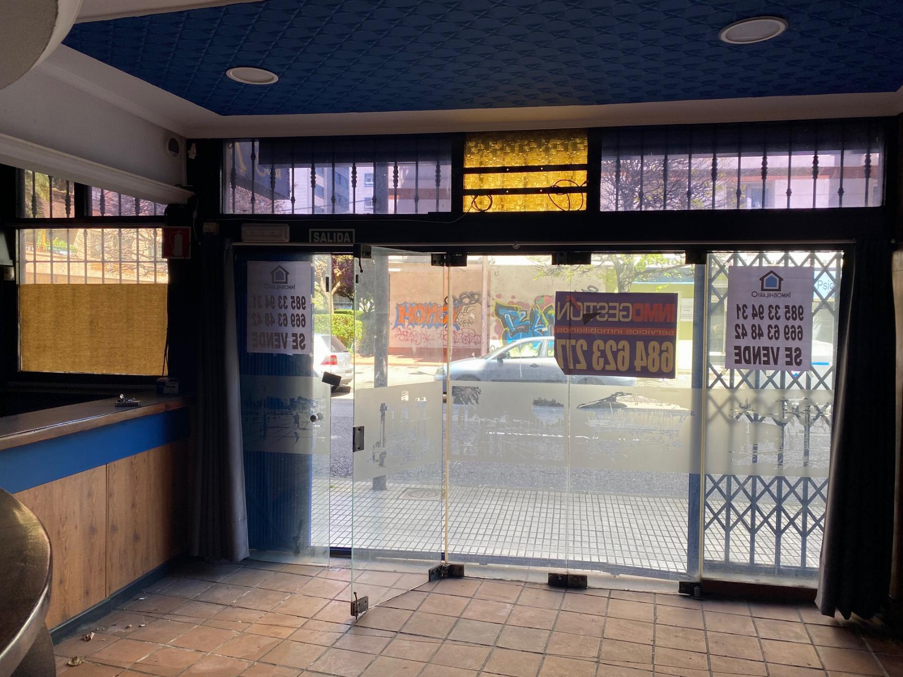 For sale of commercial in Gijón