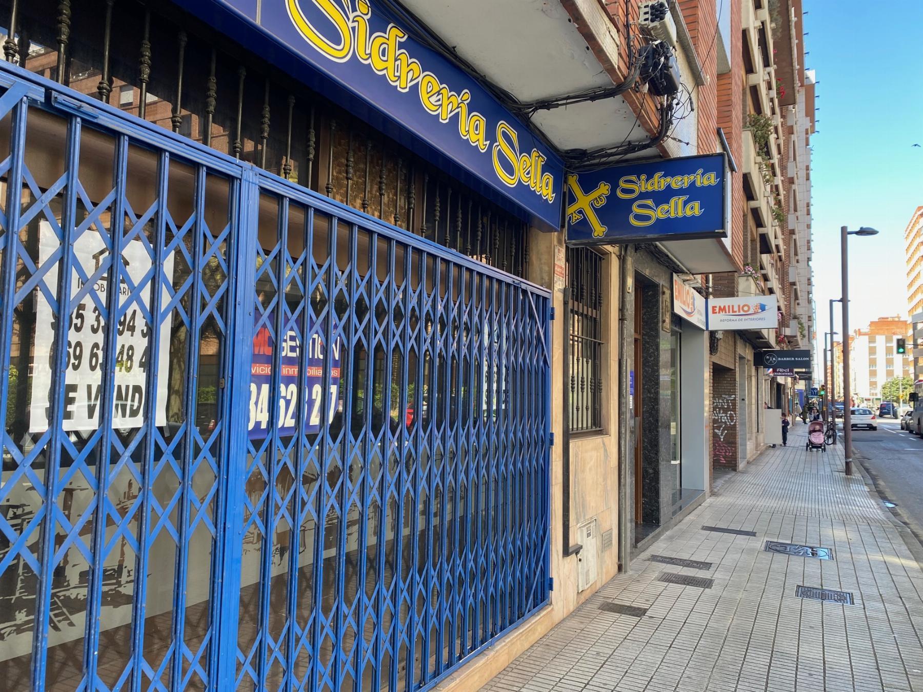 For sale of commercial in Gijón