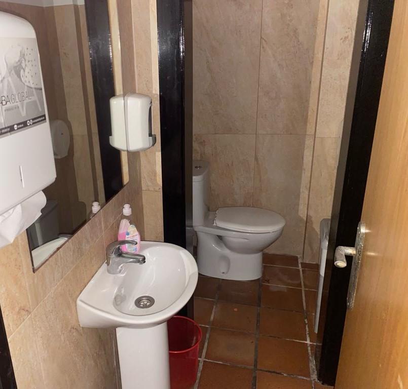 For sale of commercial in Gijón