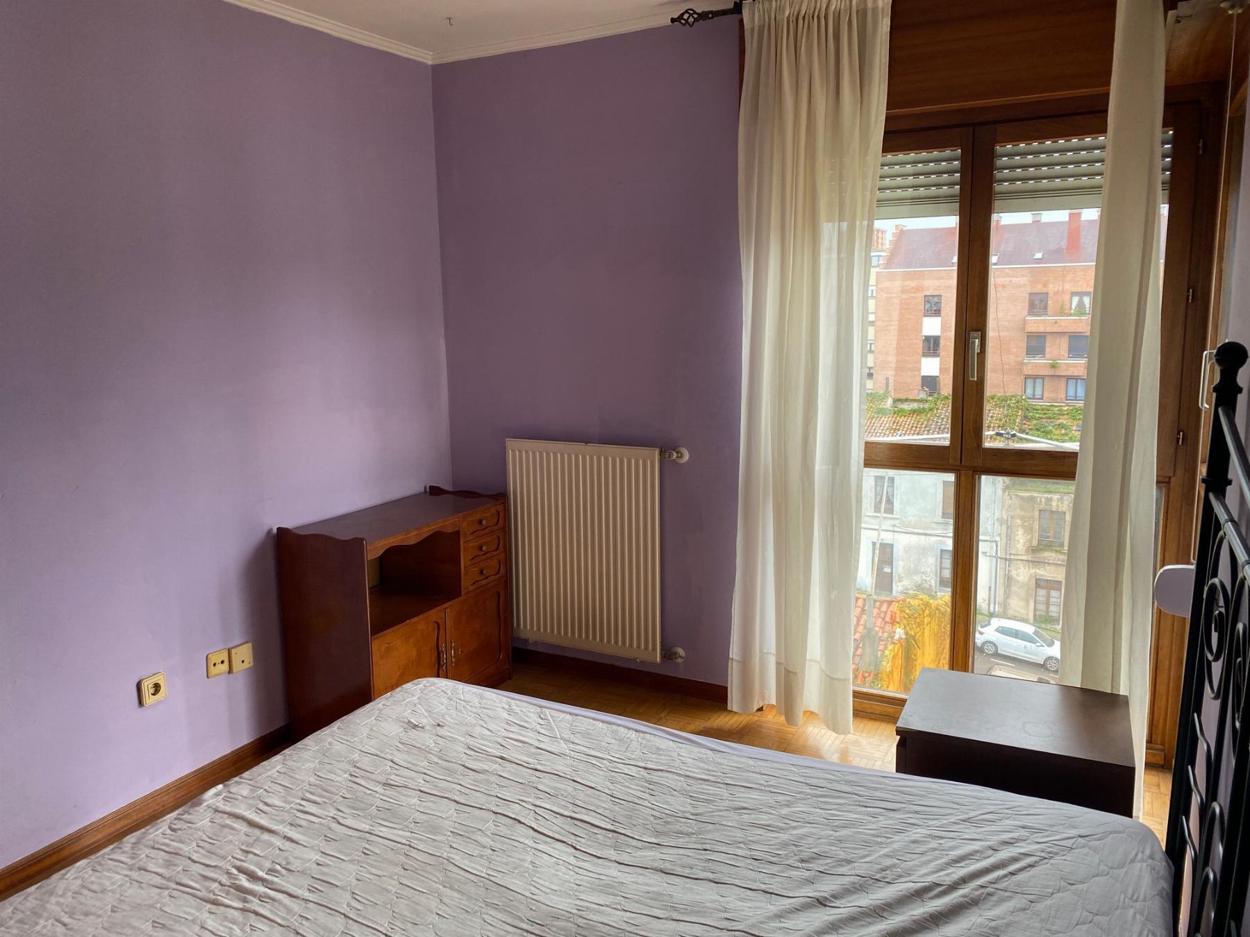 For sale of apartment in Gijón