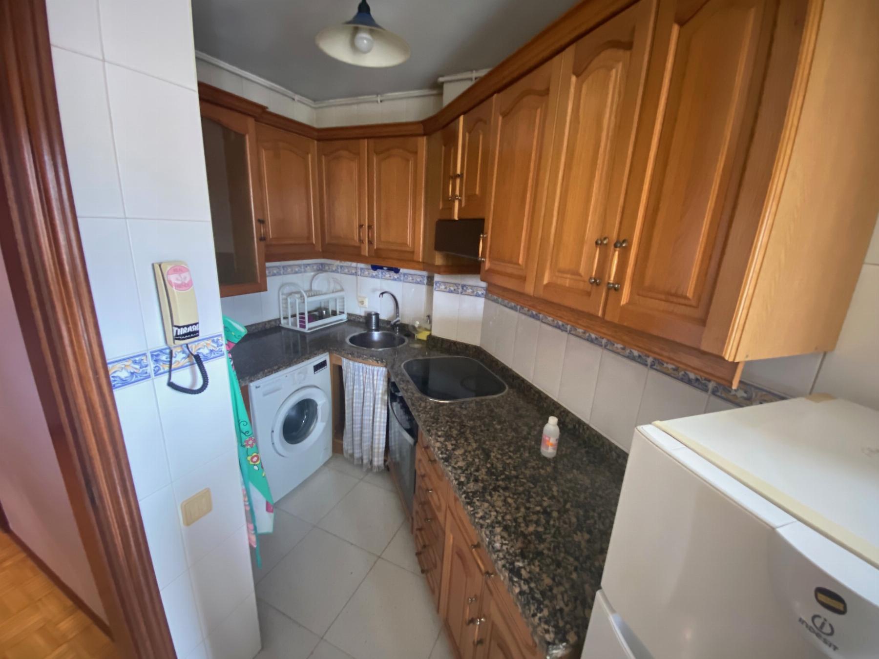 For sale of apartment in Gijón