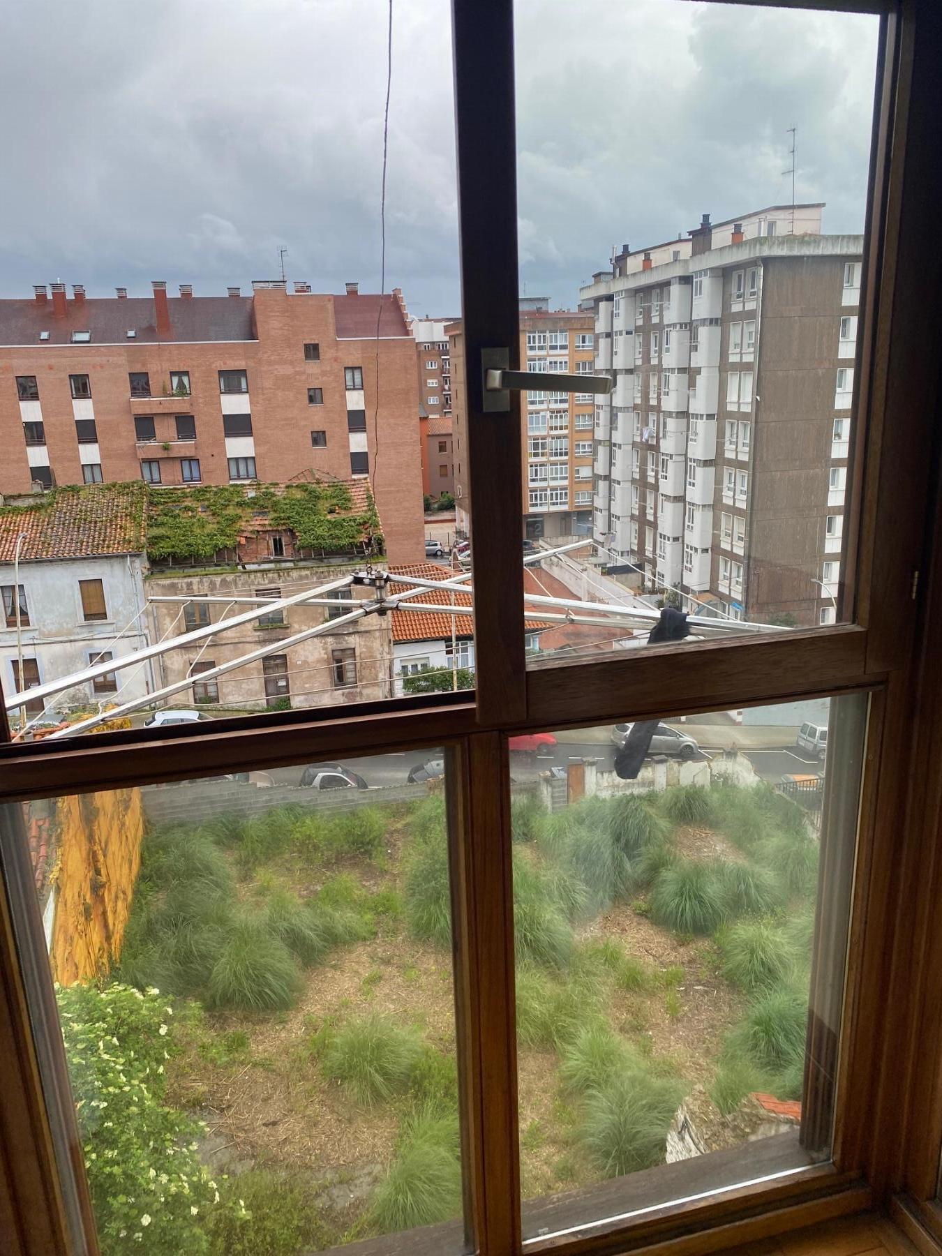 For sale of apartment in Gijón