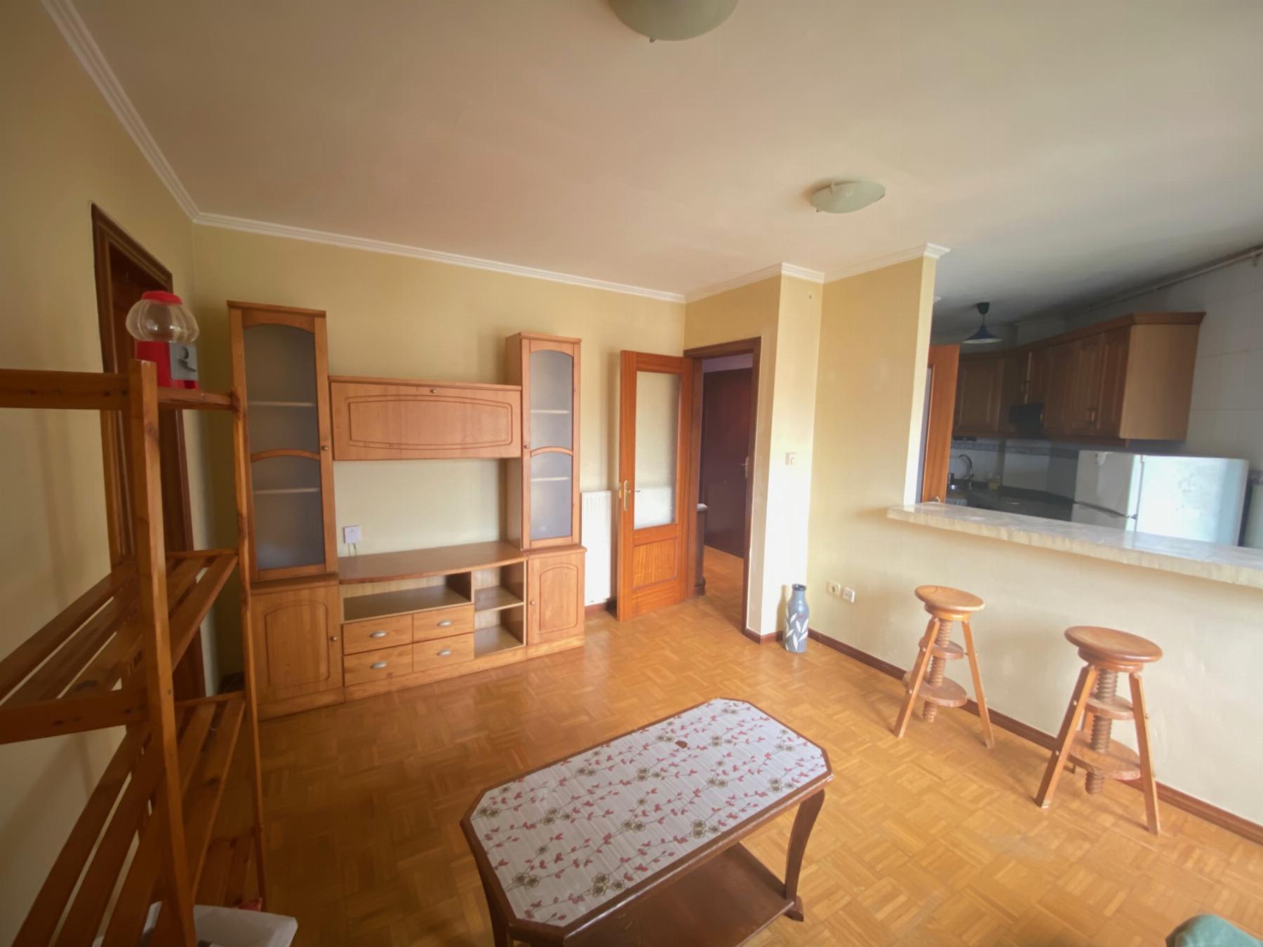 For sale of apartment in Gijón