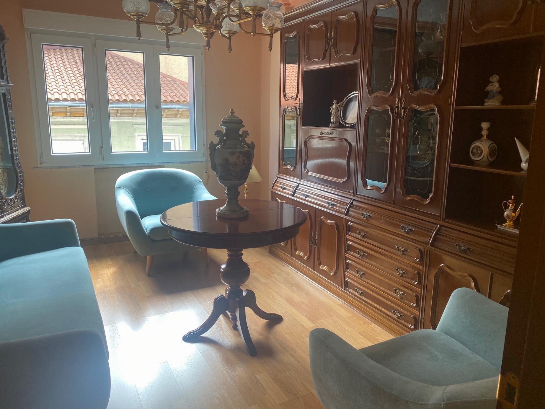 For sale of flat in Gijón