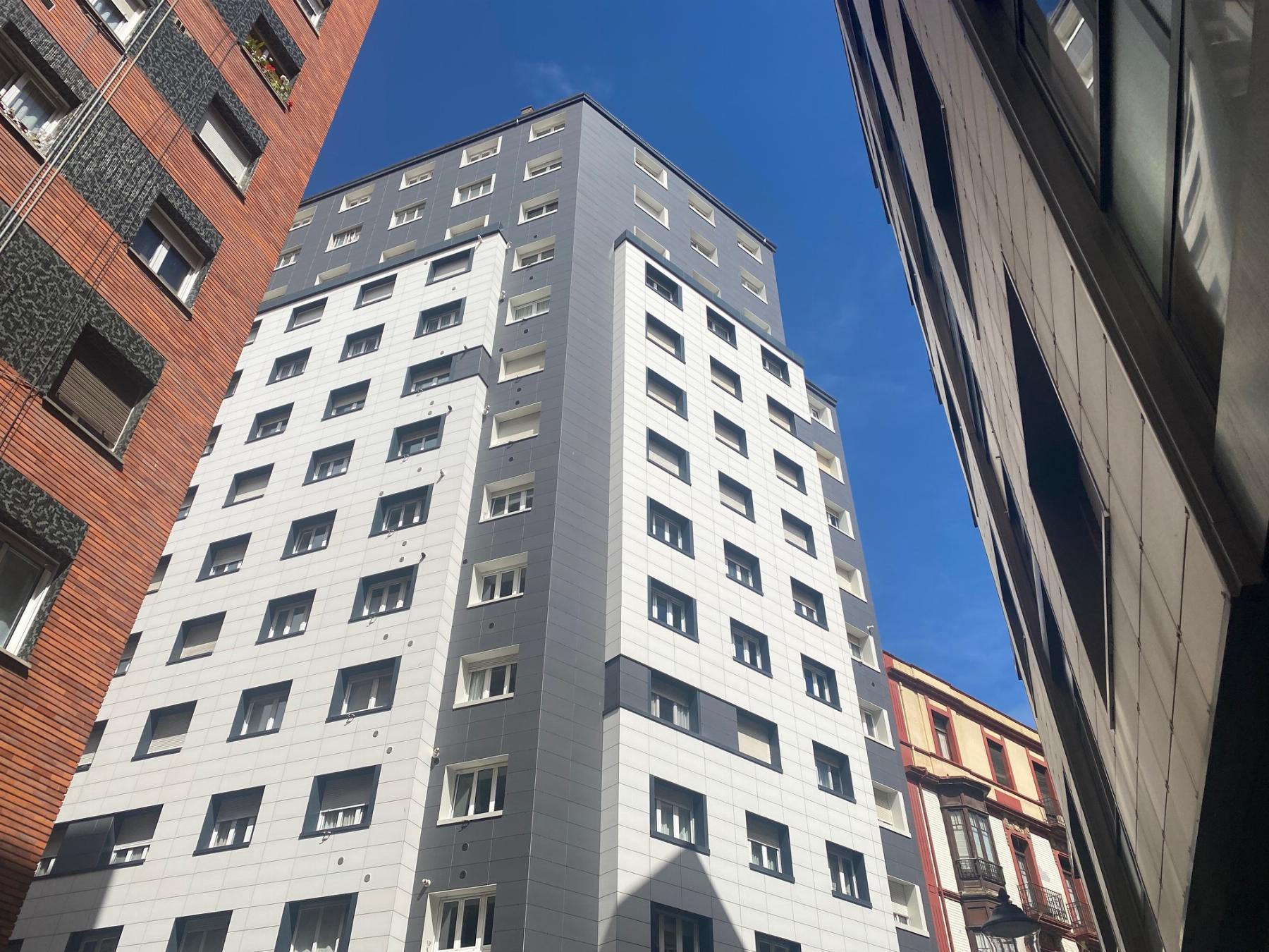 For sale of flat in Gijón