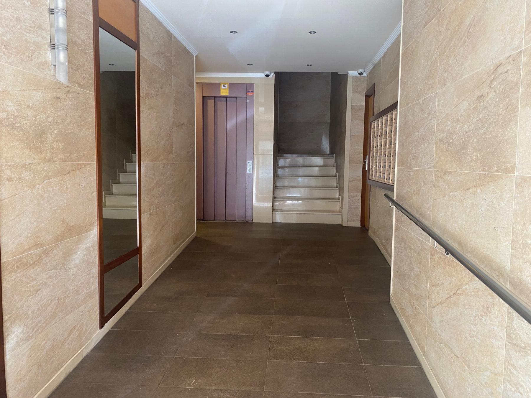 For sale of flat in Gijón