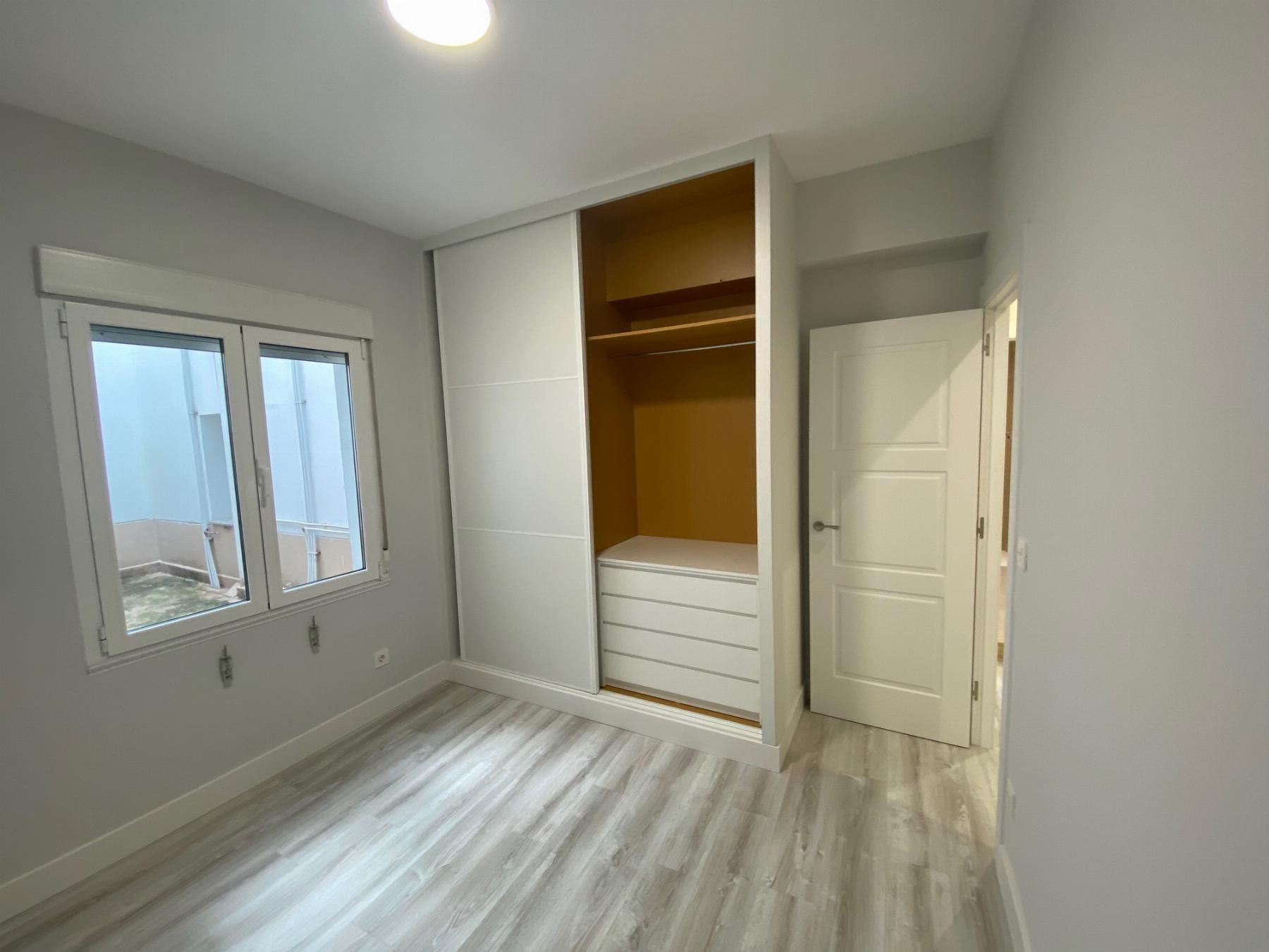 For sale of flat in Gijón