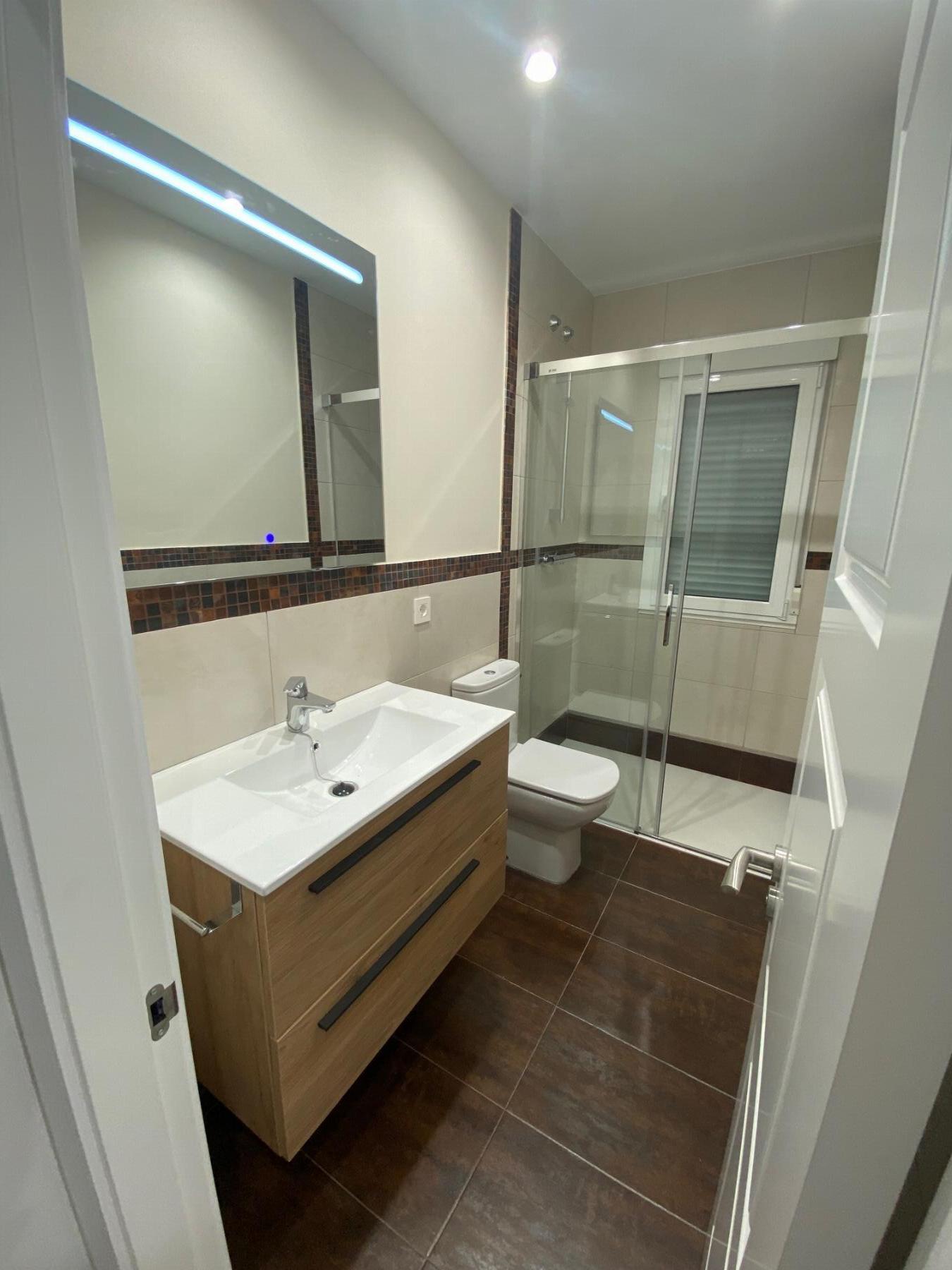 For sale of flat in Gijón