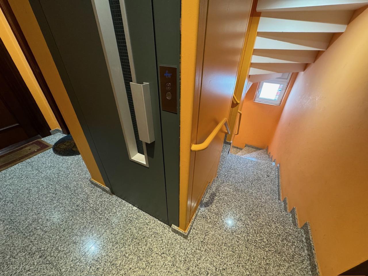 For sale of flat in Gijón
