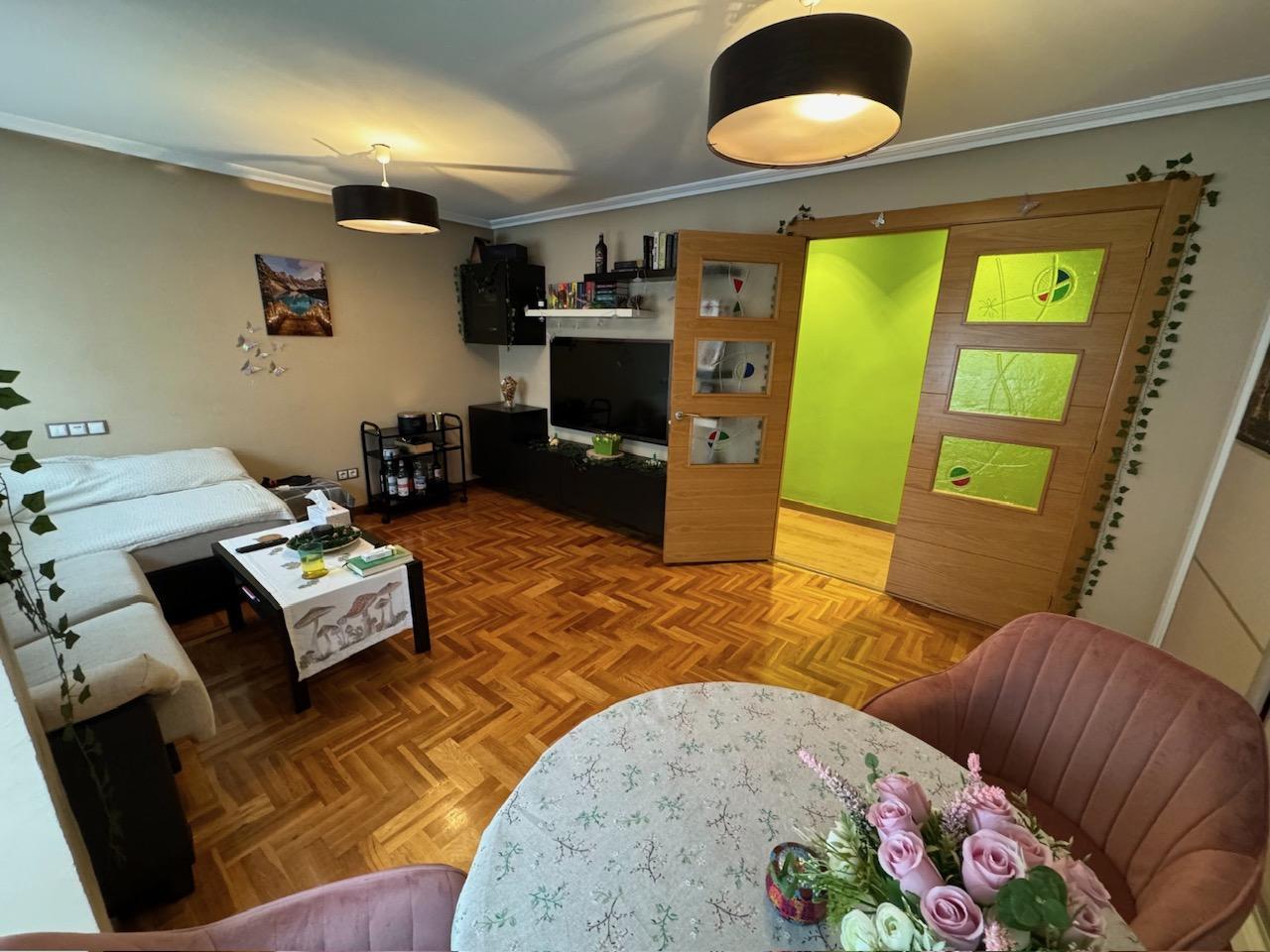 For sale of flat in Gijón