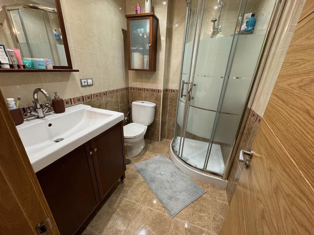 For sale of flat in Gijón
