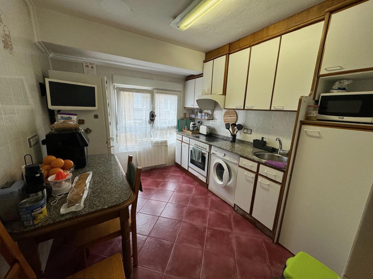 For sale of flat in Gijón