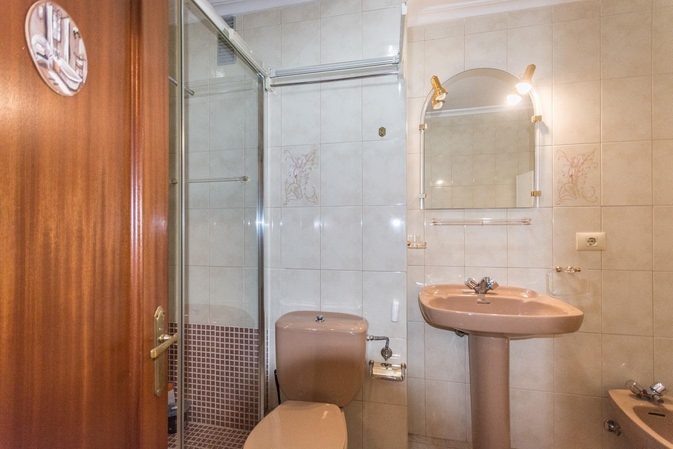 For sale of flat in Gijón