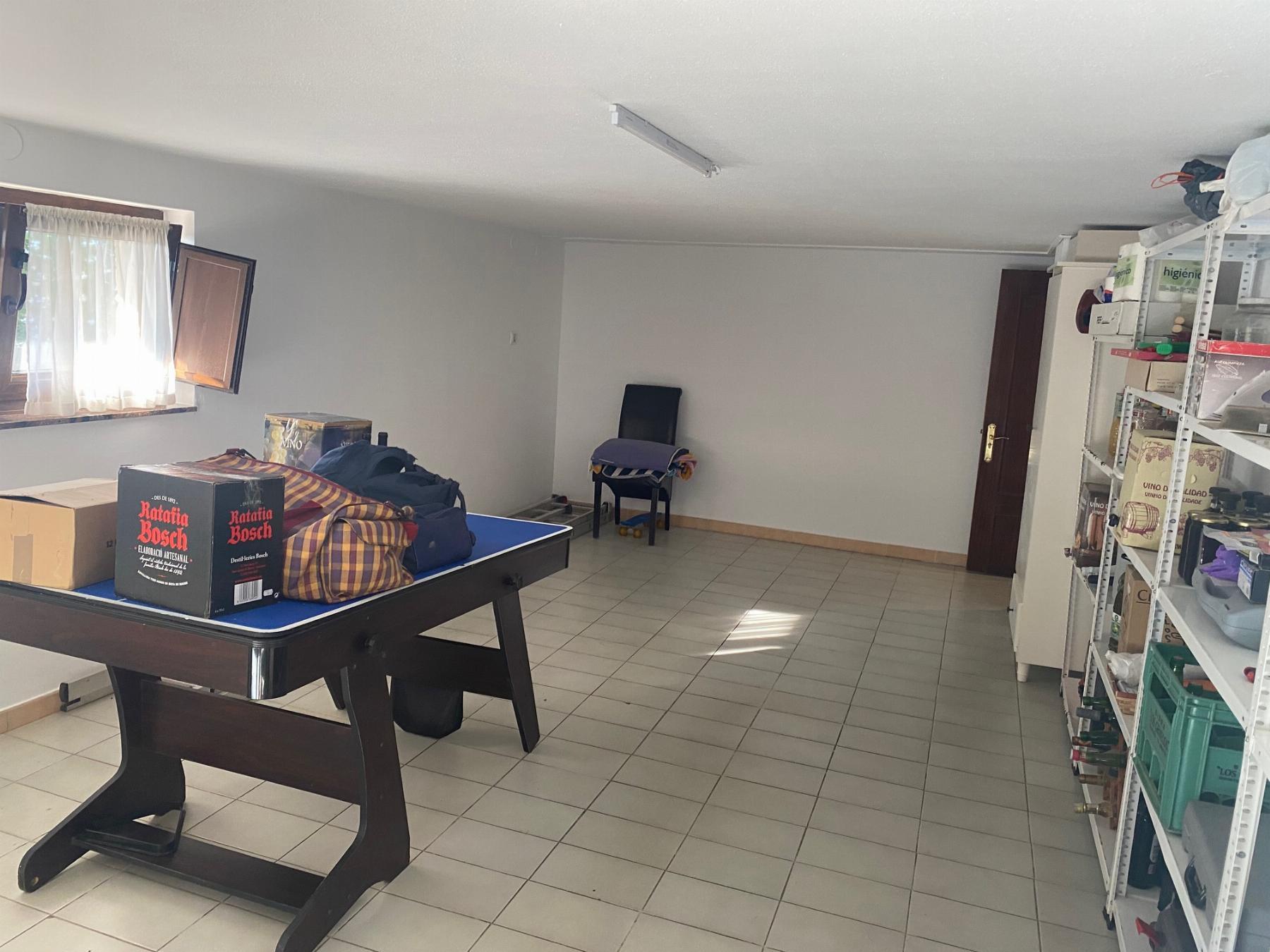 For sale of chalet in Villaviciosa