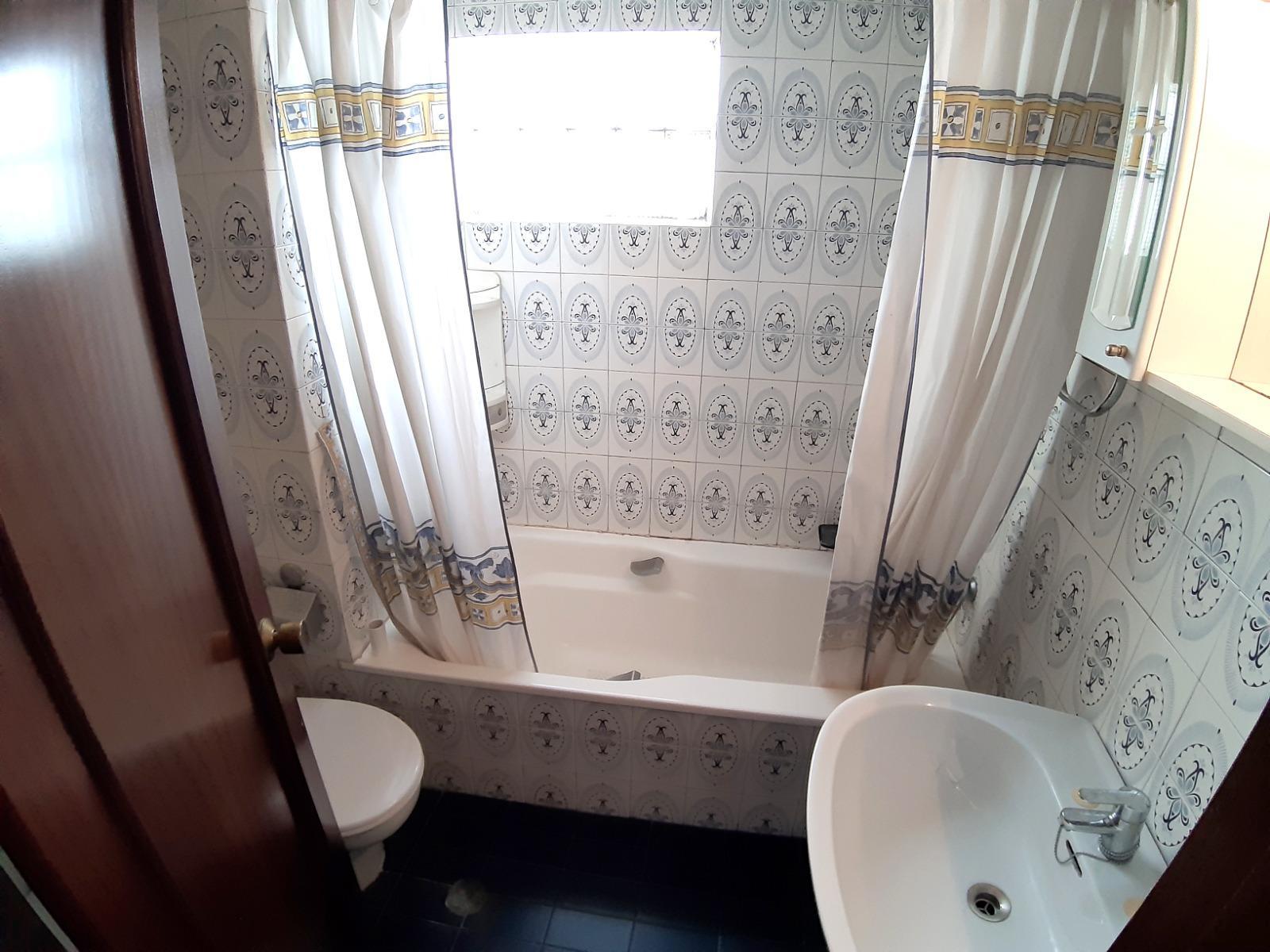 For sale of flat in Gijón