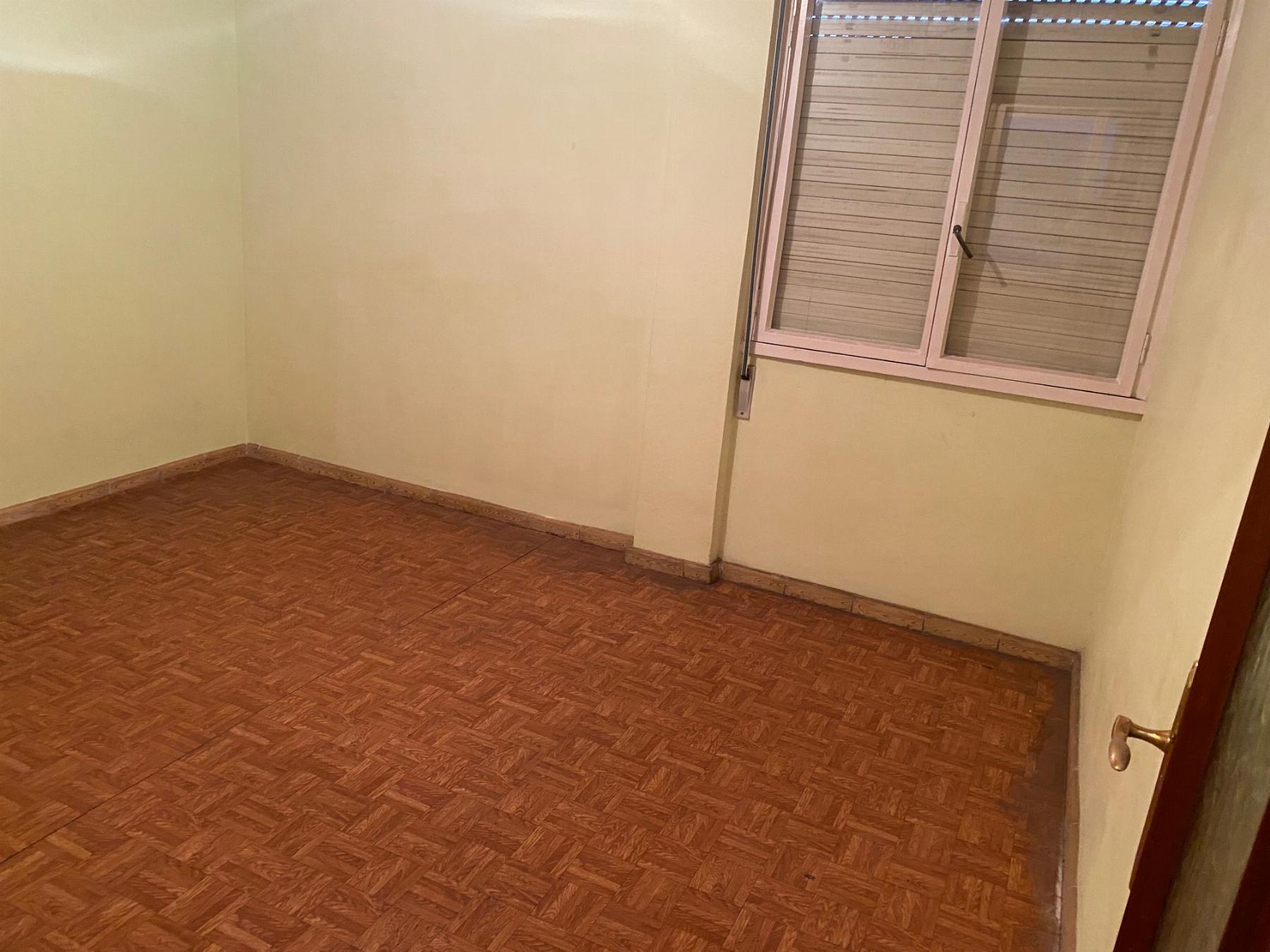 For sale of flat in Gijón