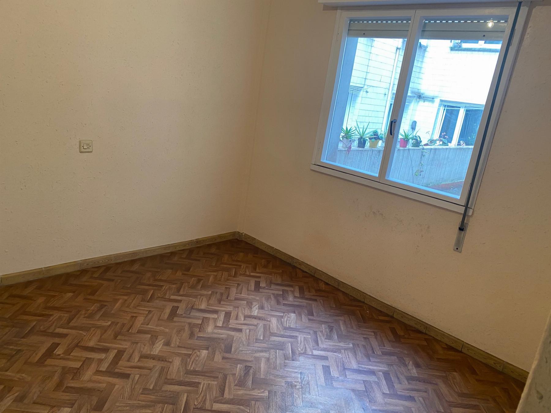 For sale of flat in Gijón
