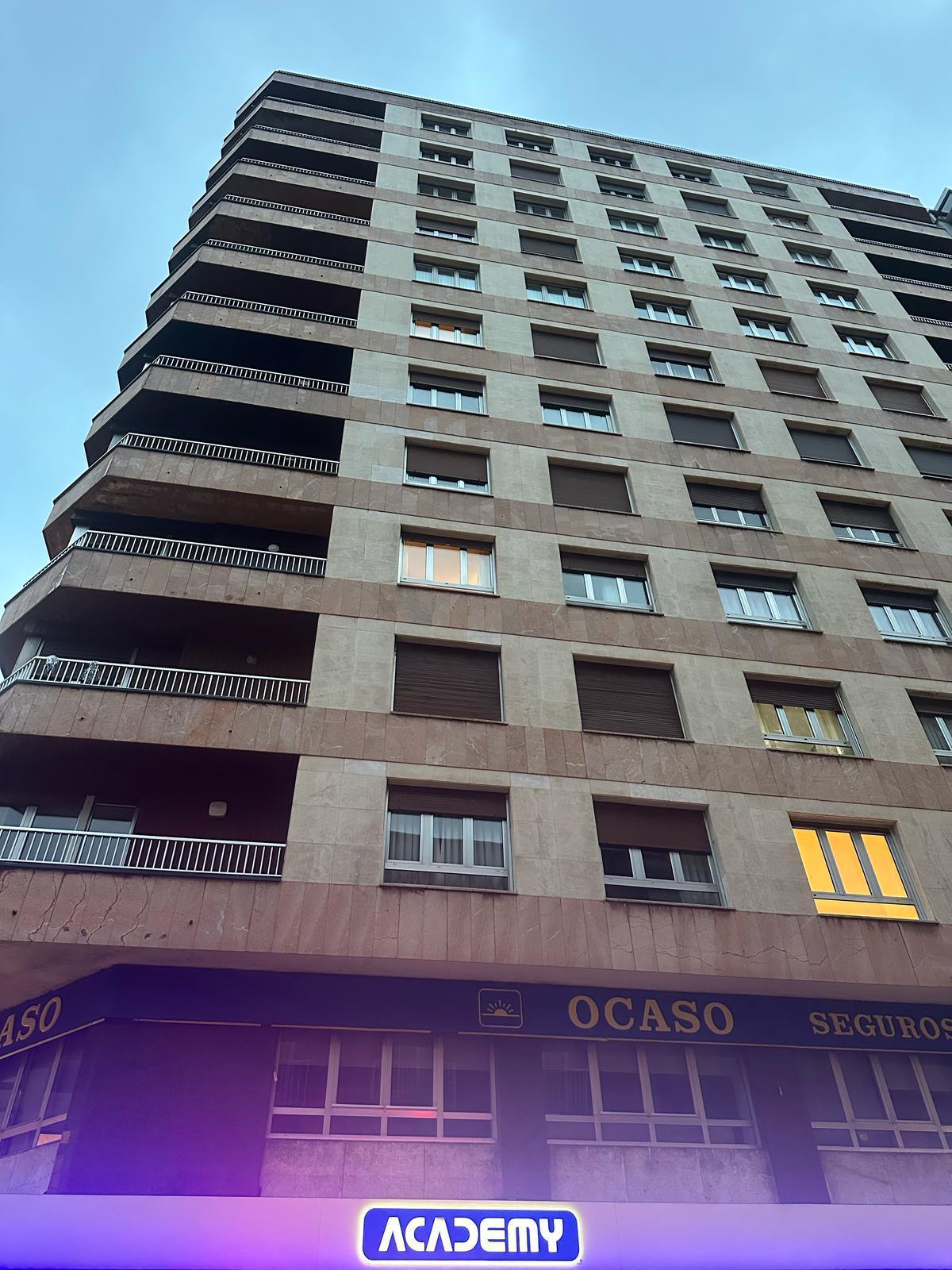 For sale of flat in Gijón