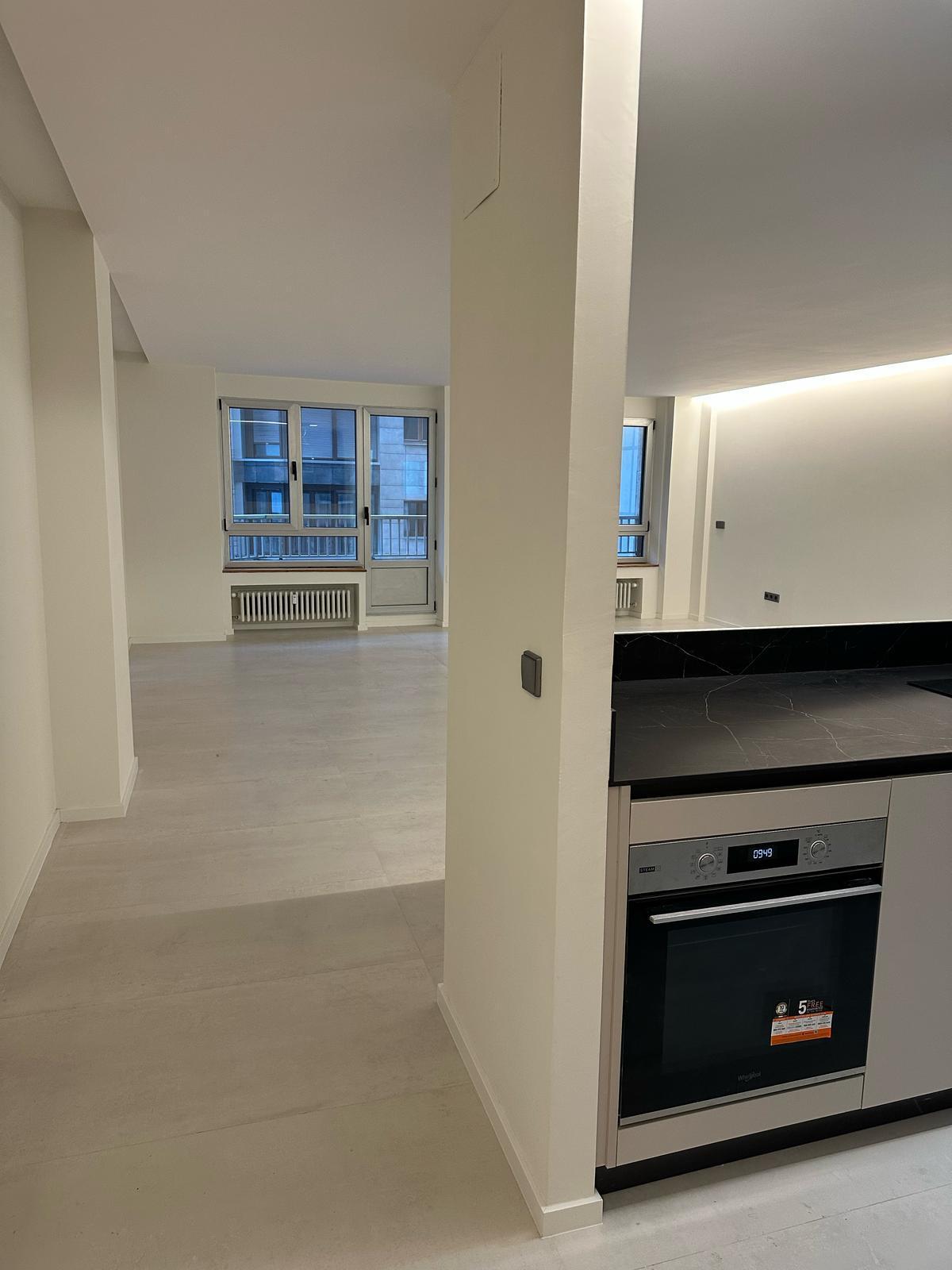 For sale of flat in Gijón