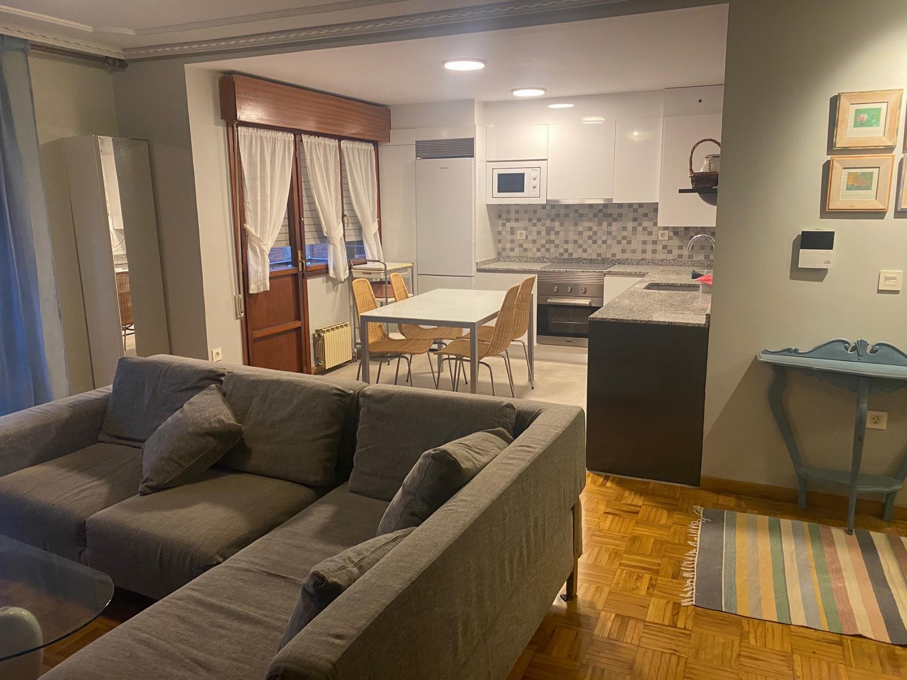 For sale of flat in Gijón