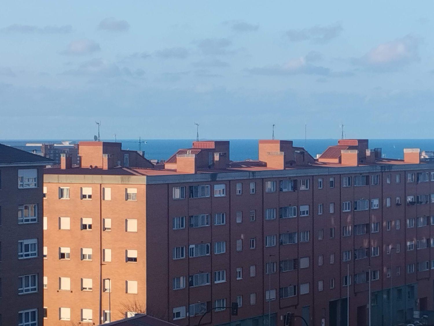 For sale of flat in Gijón