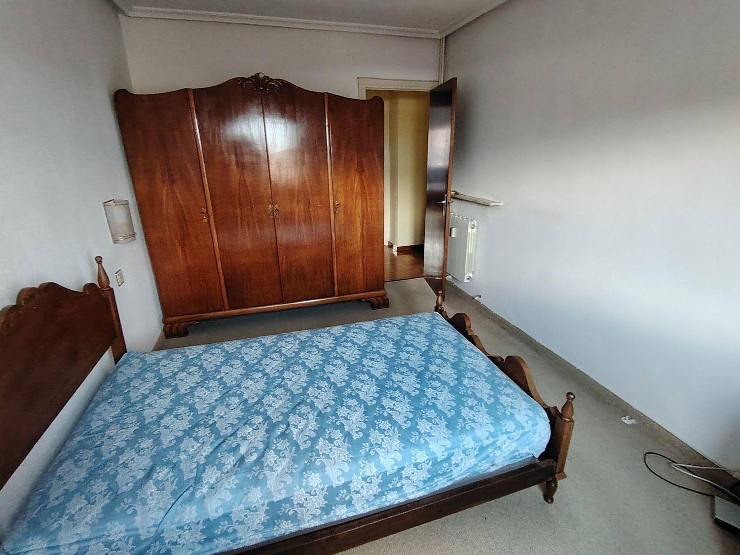 For sale of flat in Gijón