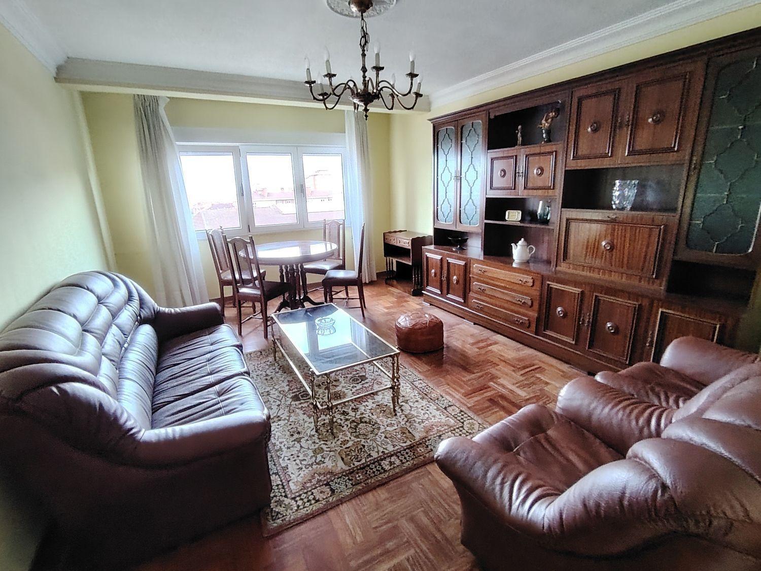 For sale of flat in Gijón