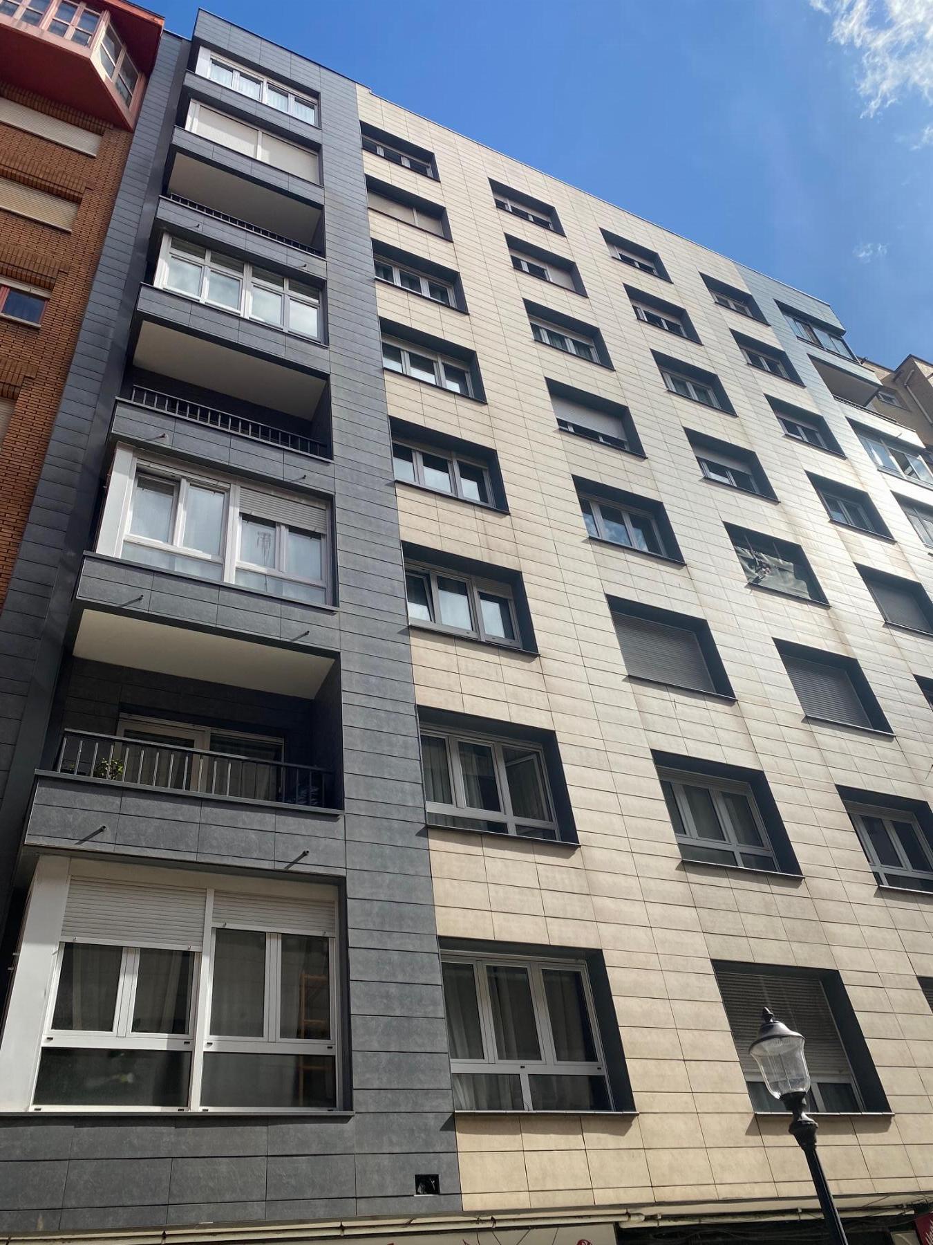 For sale of flat in Gijón