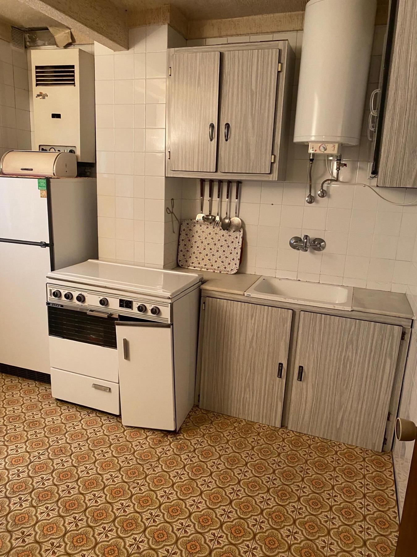 For sale of flat in Gijón