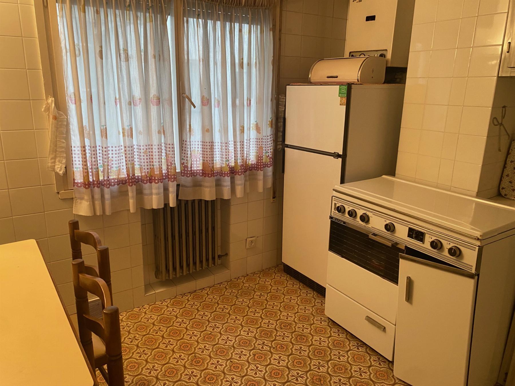 For sale of flat in Gijón