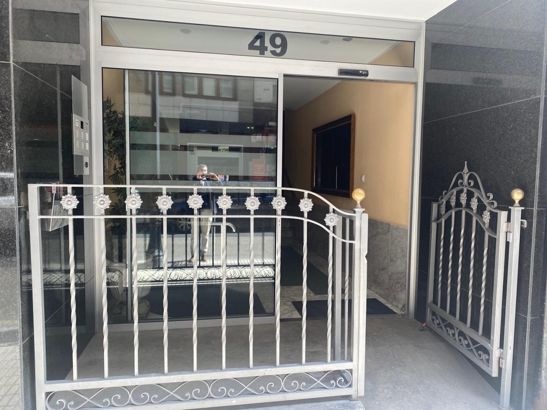 For sale of flat in Gijón