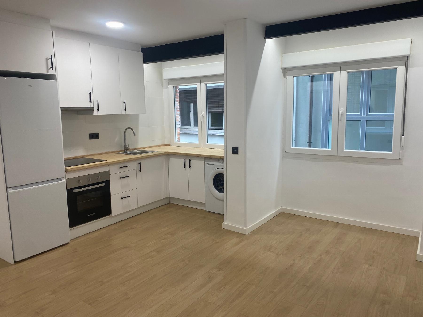 For sale of flat in Gijón