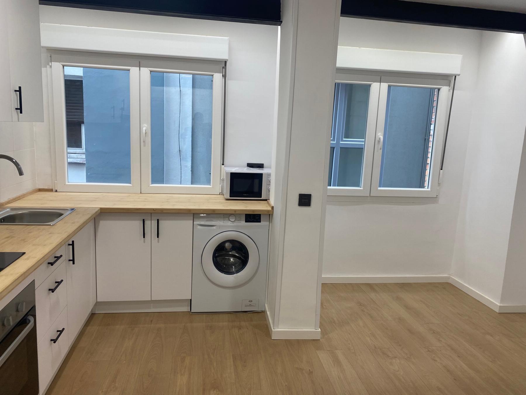 For sale of flat in Gijón