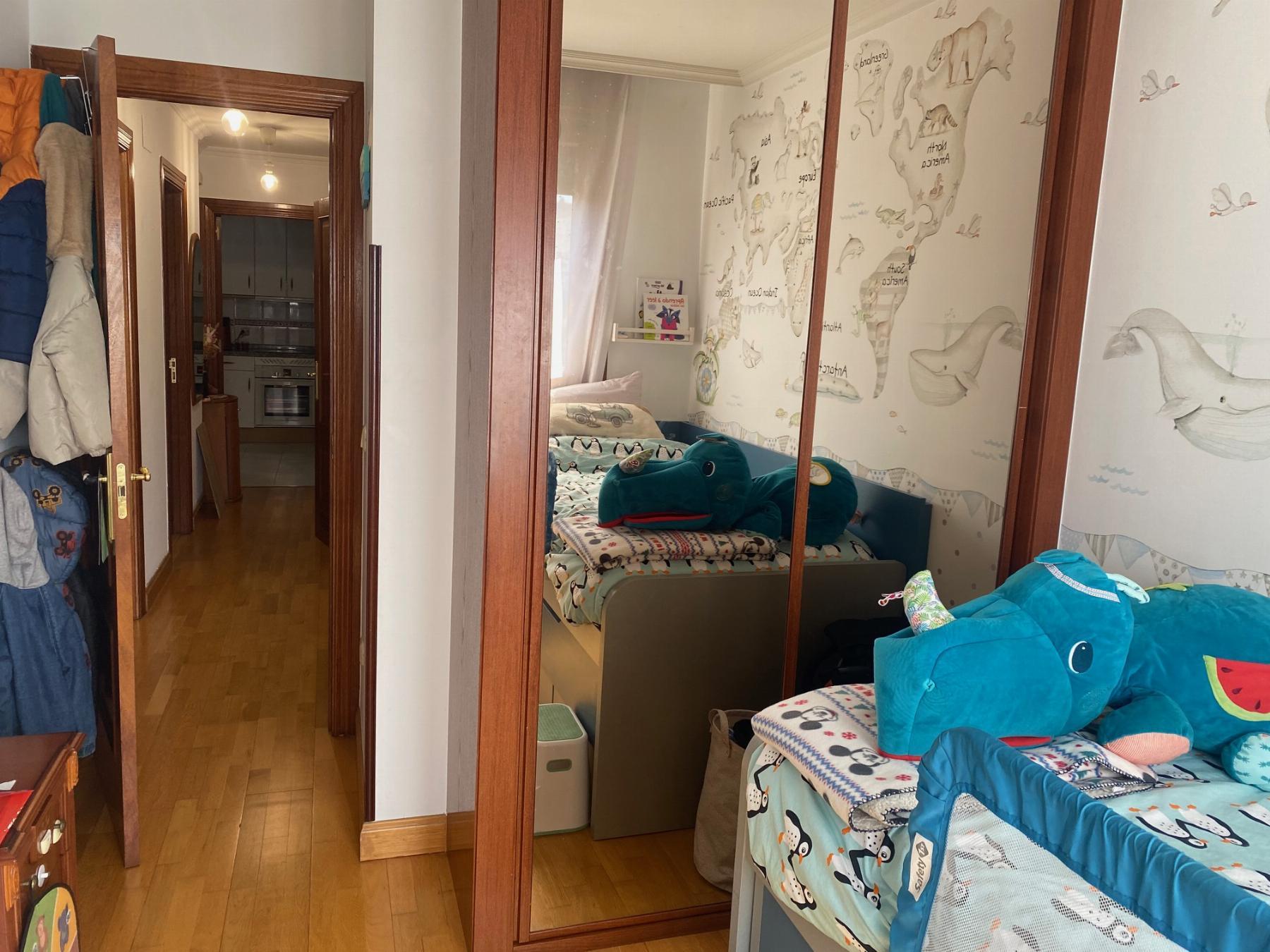 For sale of flat in Gijón