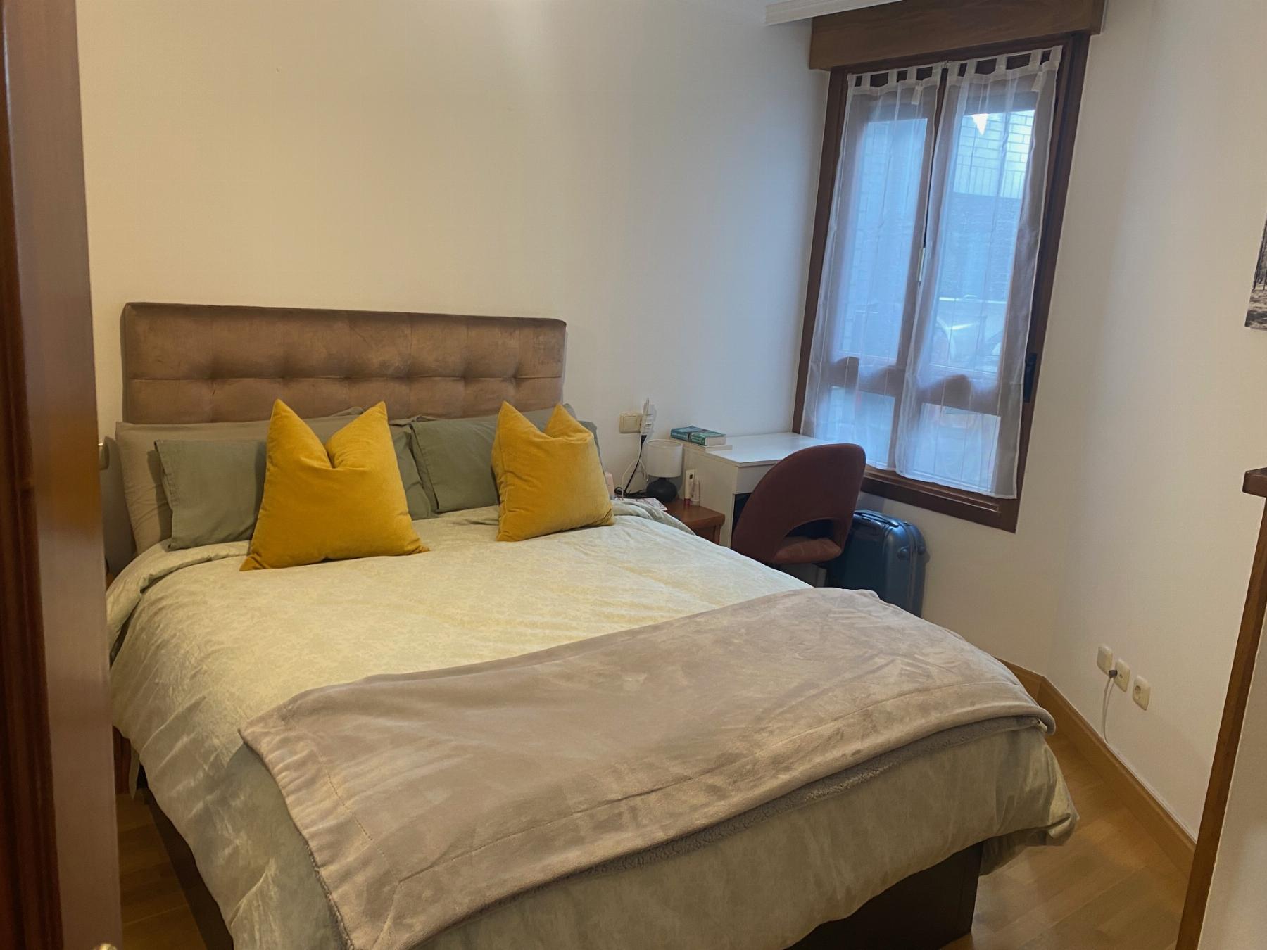 For sale of flat in Gijón