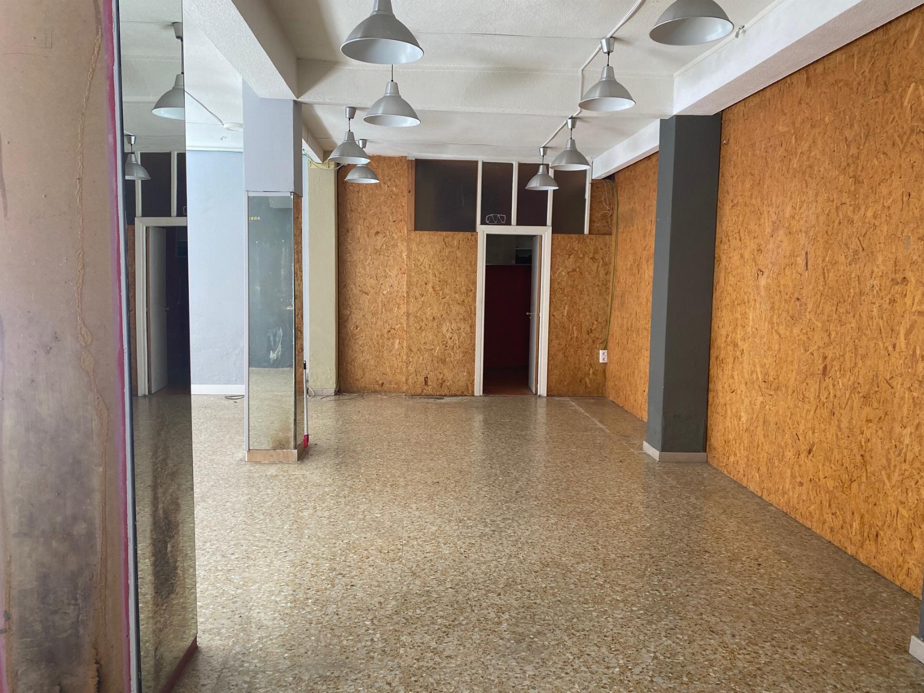 For rent of commercial in Gijón