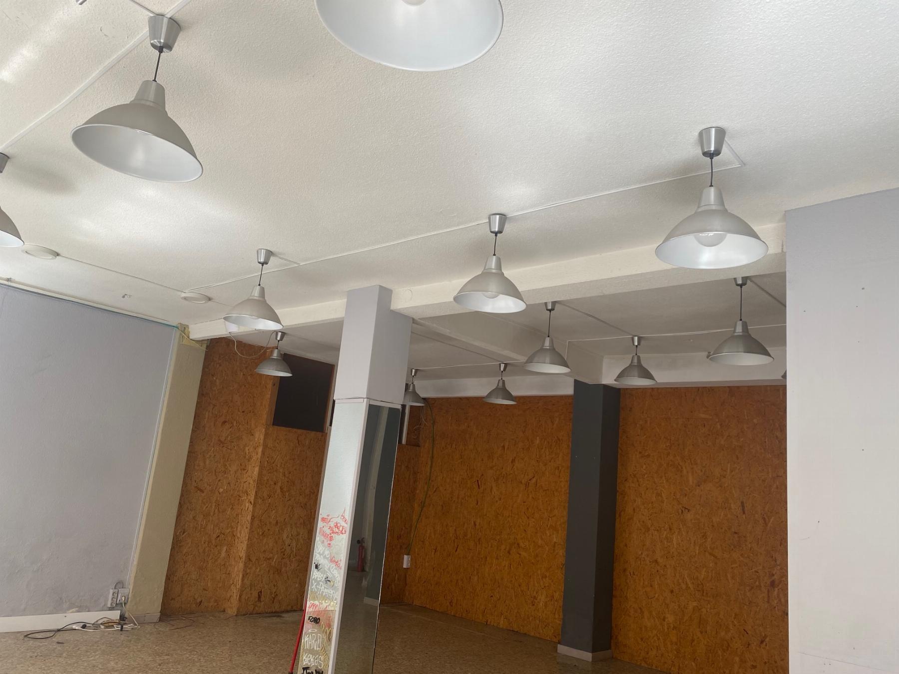For rent of commercial in Gijón