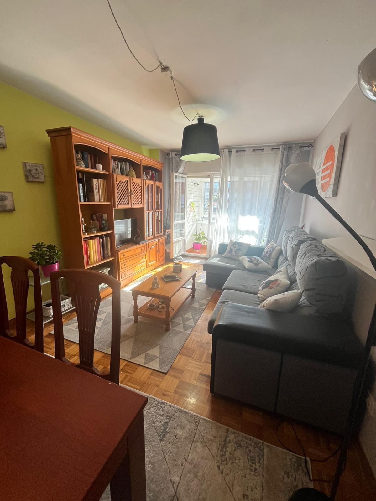 For sale of flat in Gijón