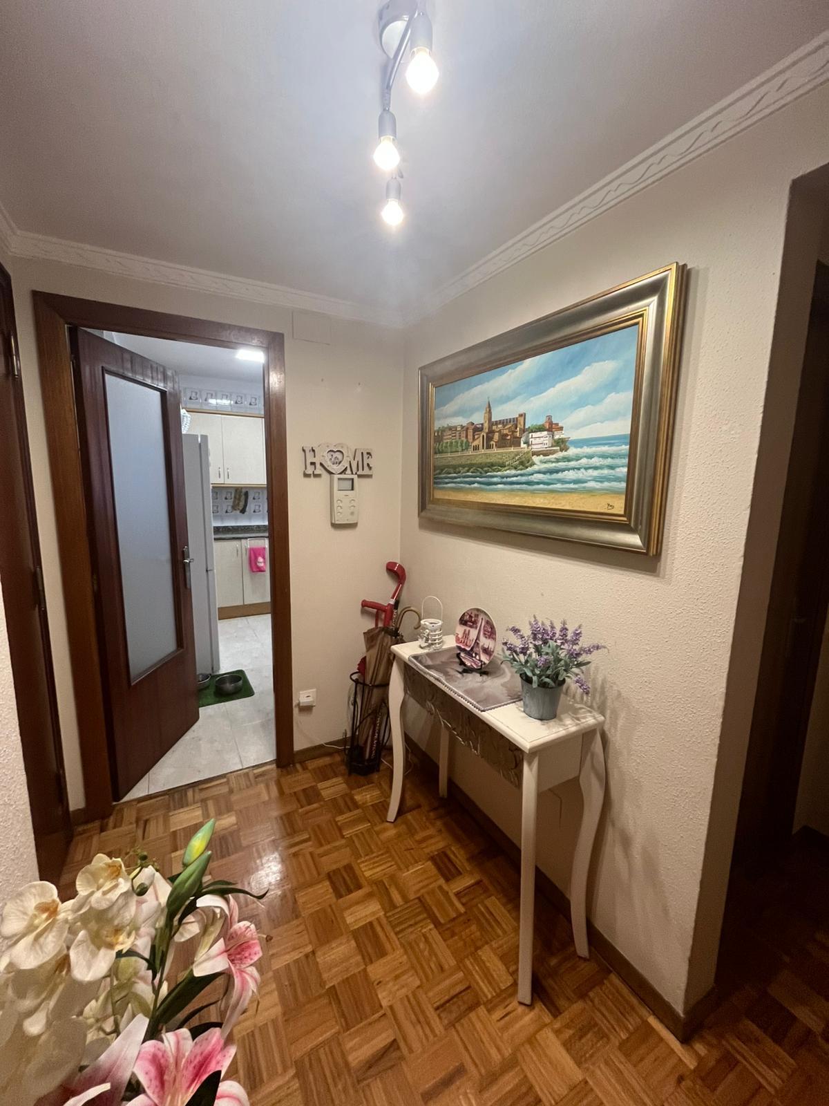 For sale of flat in Gijón