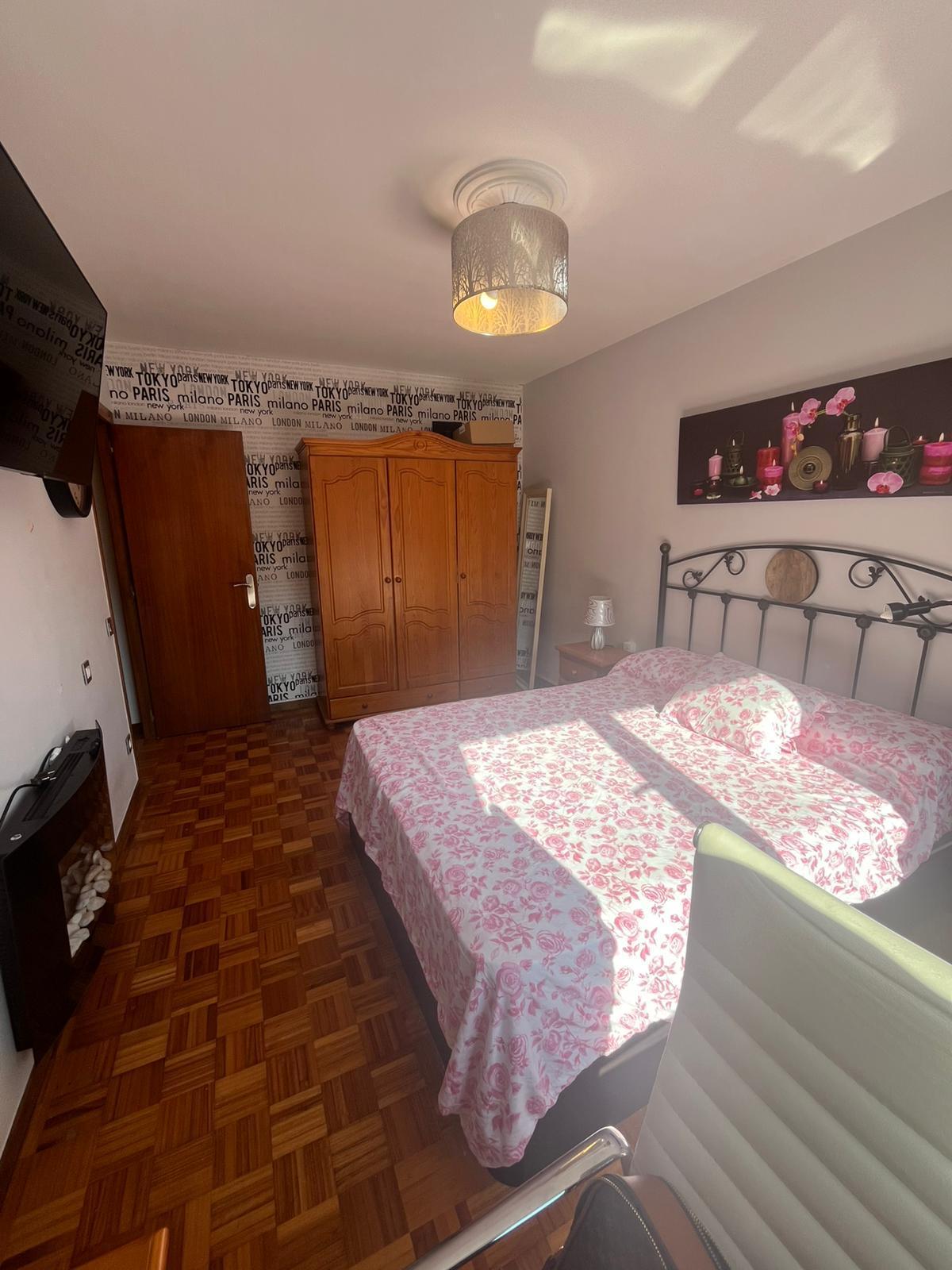 For sale of flat in Gijón