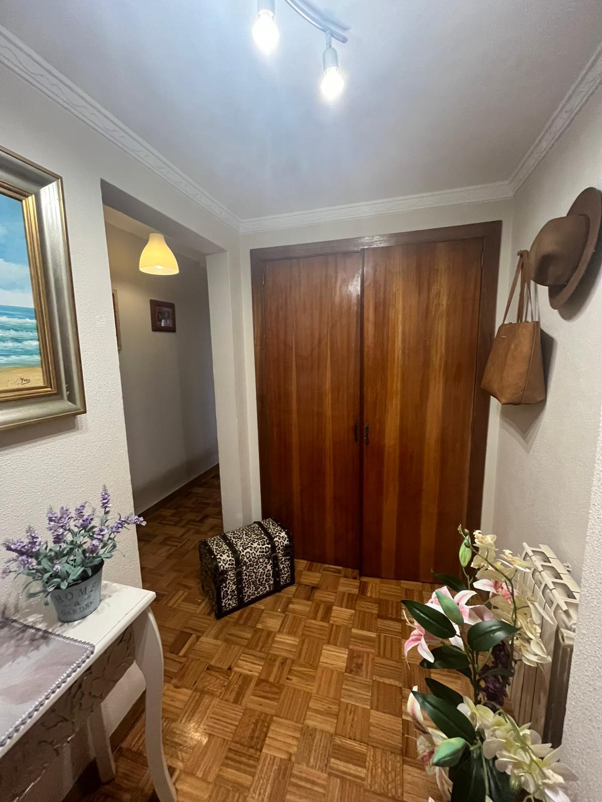 For sale of flat in Gijón