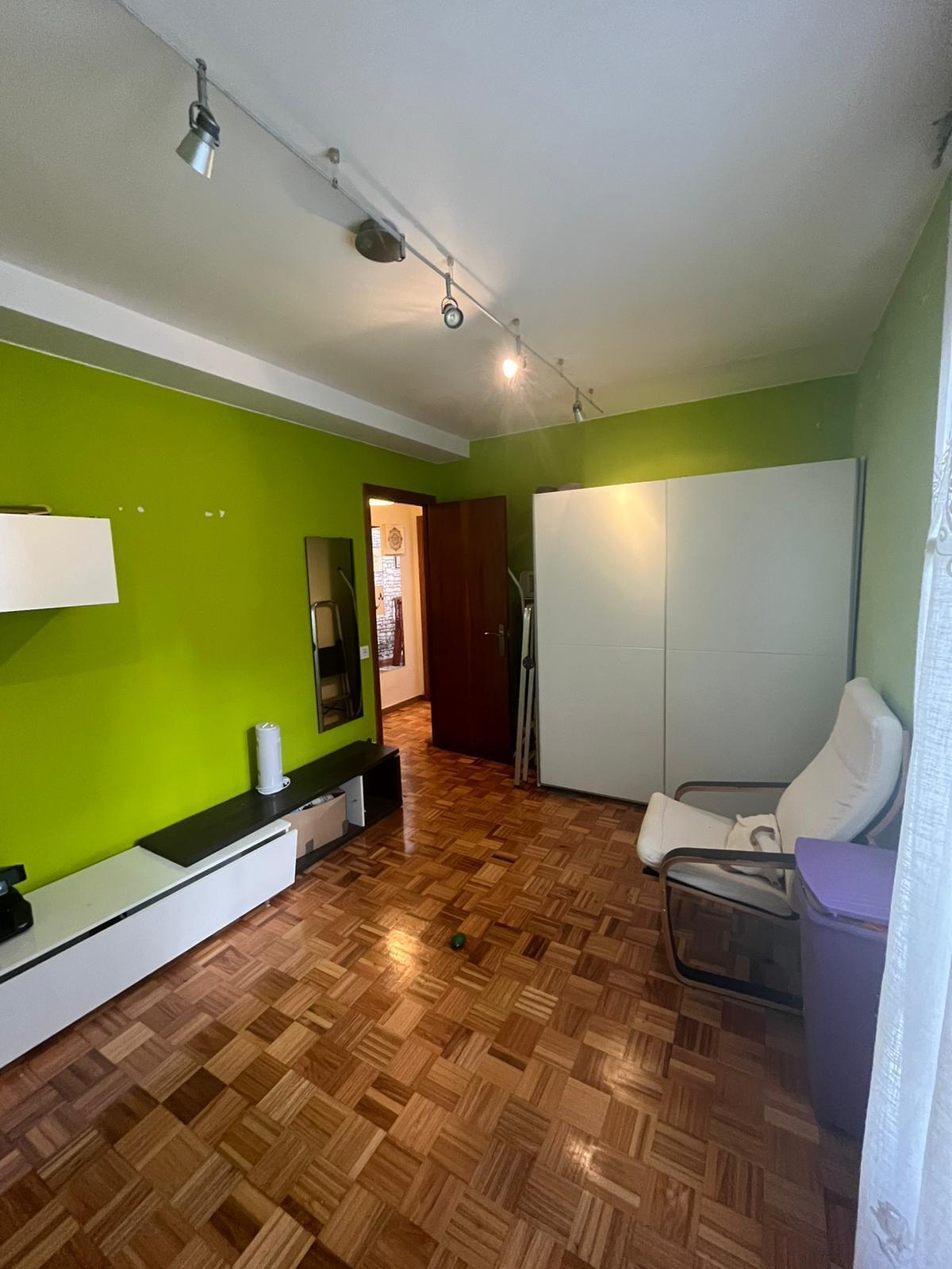 For sale of flat in Gijón