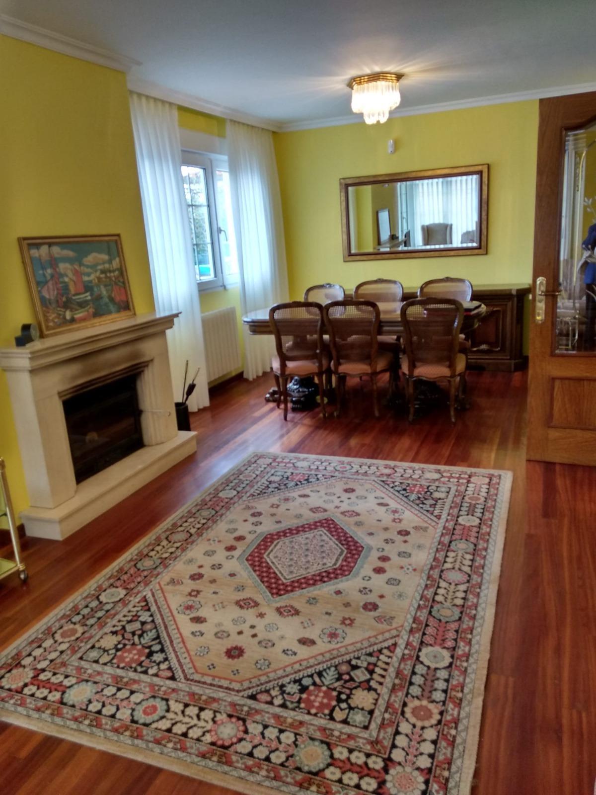 For sale of house in Gijón